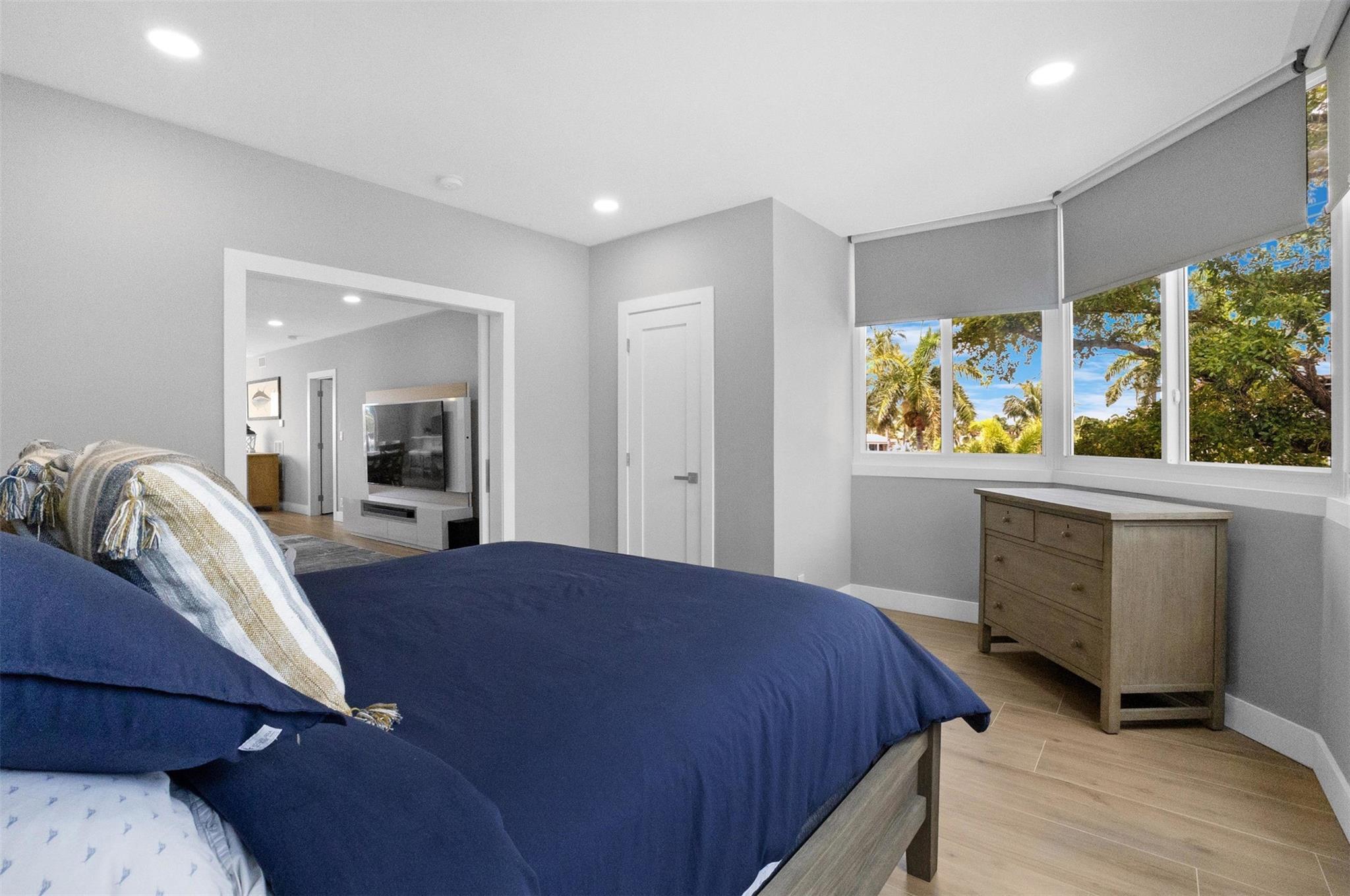 333 Sunset Dr #208 Fort Lauderdale, FL 33301