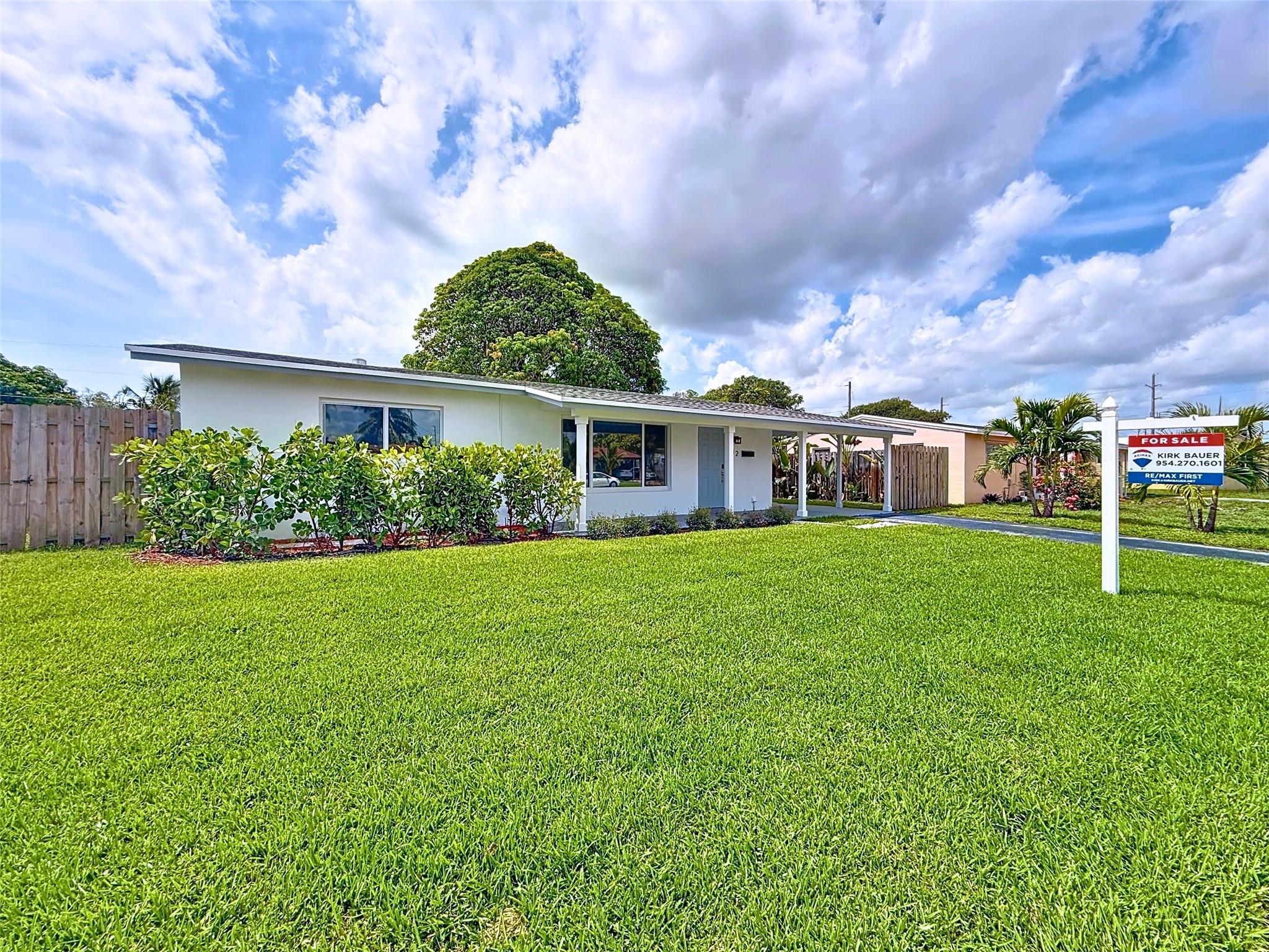 12 SW 13th Ct
