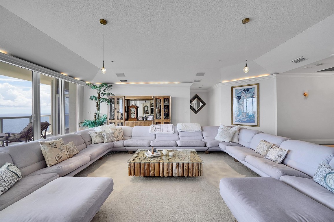 6001 N Ocean Dr #PH6 Hollywood, FL 33019