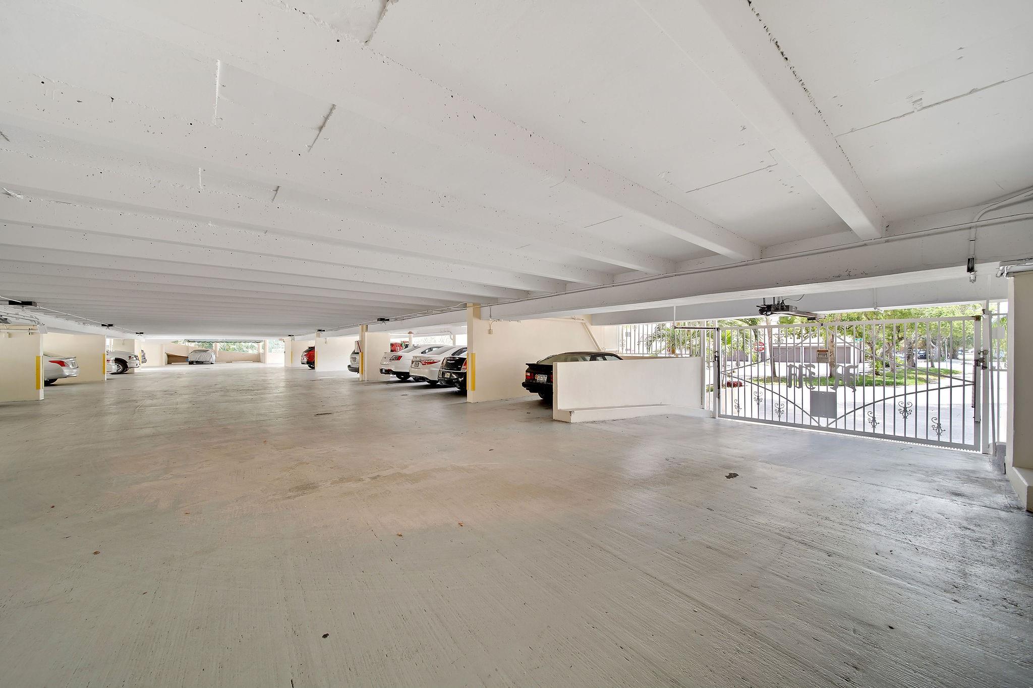 3100 NE 49th St #206,Fort Lauderdale, FL 33308