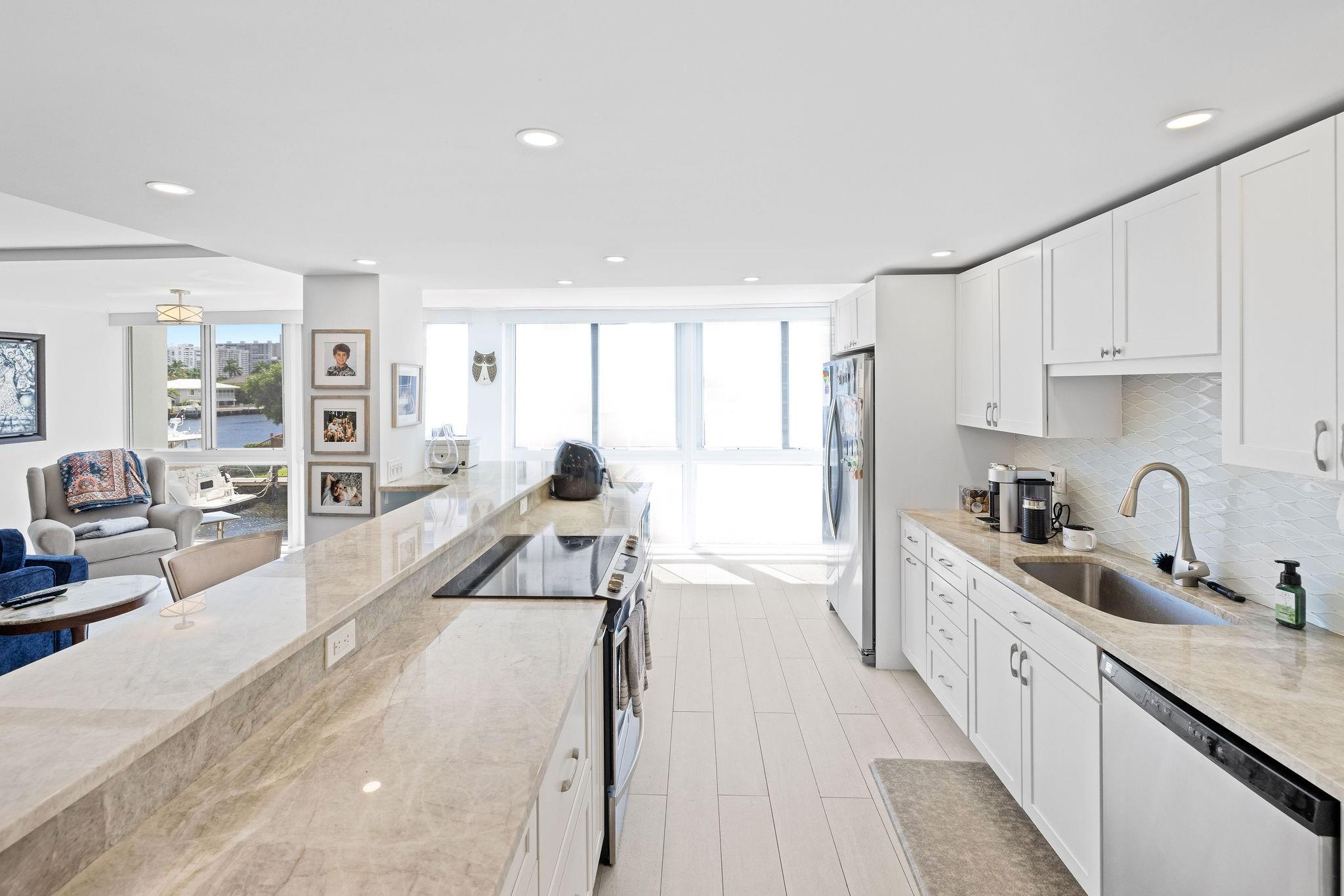 3100 NE 49th St #206,Fort Lauderdale, FL 33308