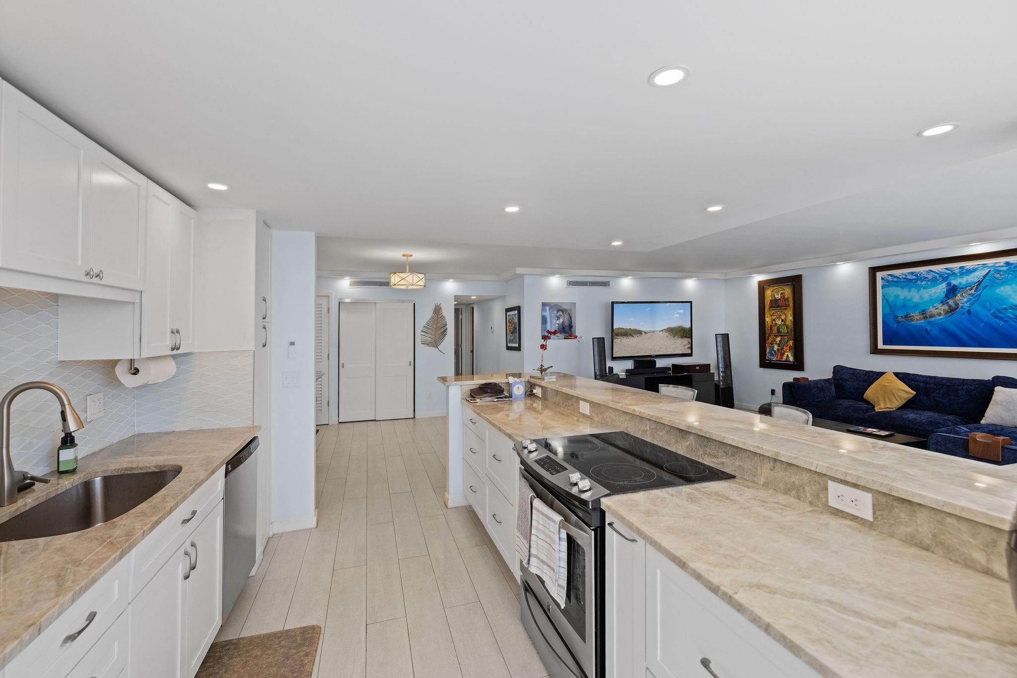 3100 NE 49th St #206,Fort Lauderdale, FL 33308