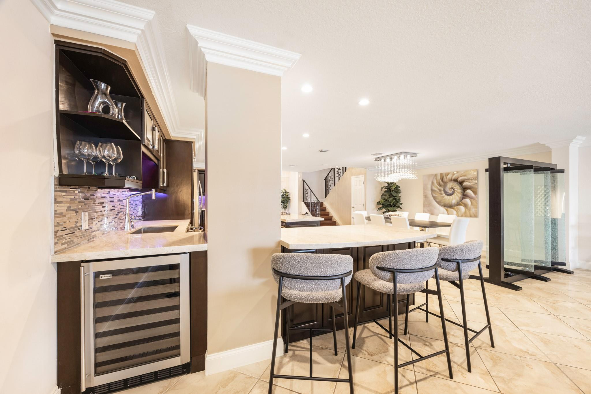 615 Bayshore Dr #105 Fort Lauderdale, FL 33304