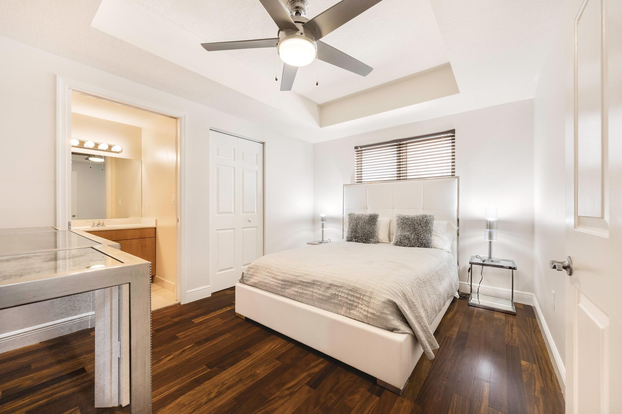 615 Bayshore Dr #105 Fort Lauderdale, FL 33304