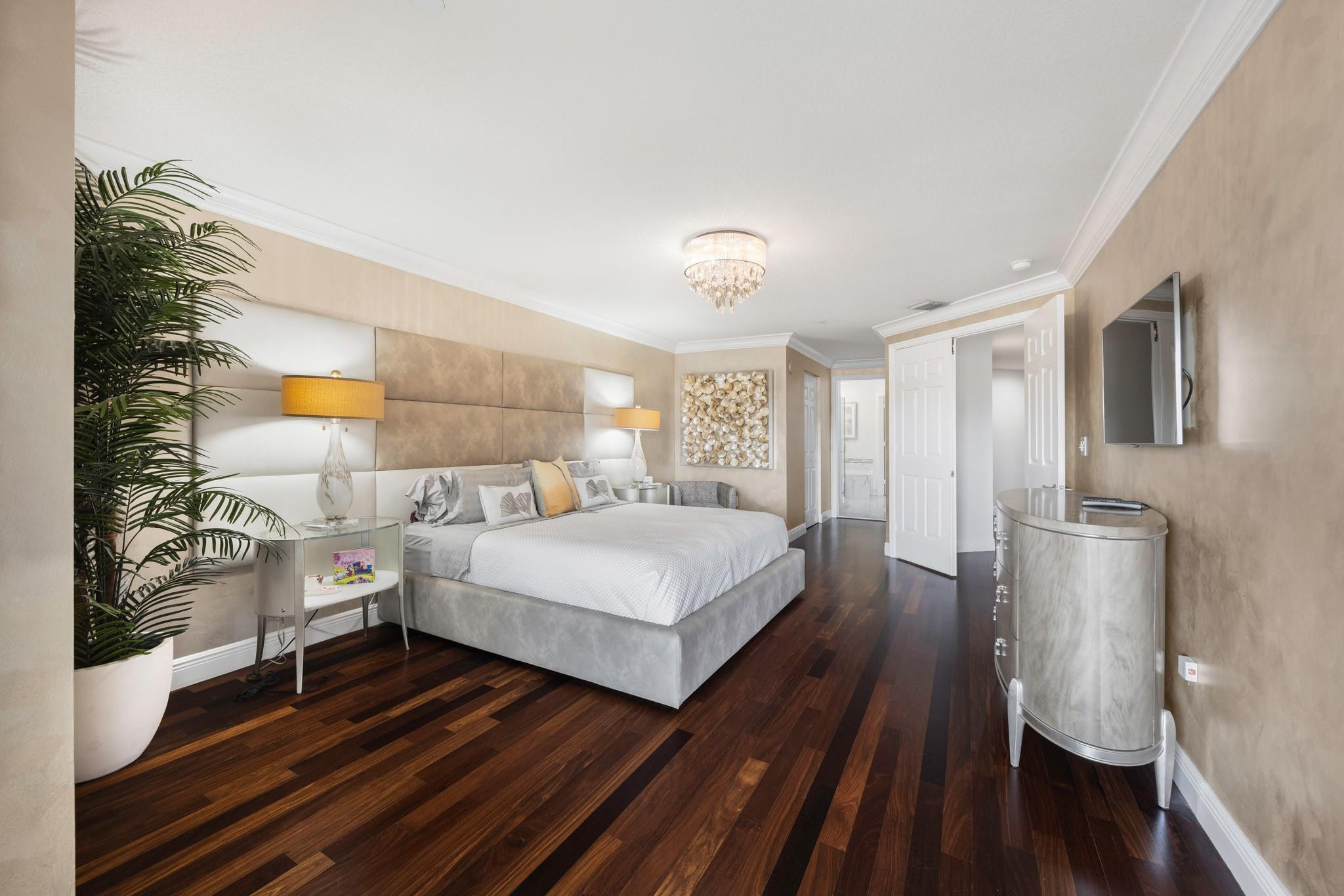 615 Bayshore Dr #105 Fort Lauderdale, FL 33304