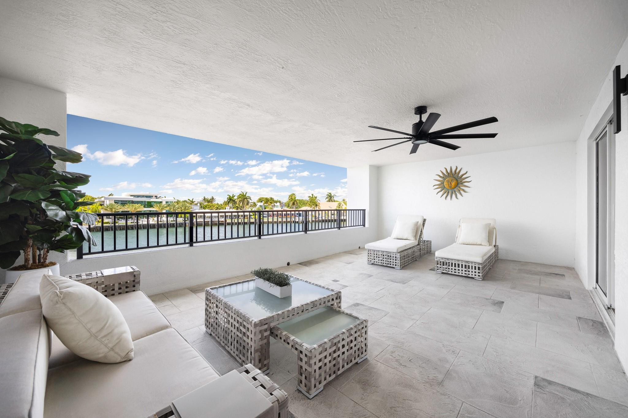 615 Bayshore Dr #105 Fort Lauderdale, FL 33304