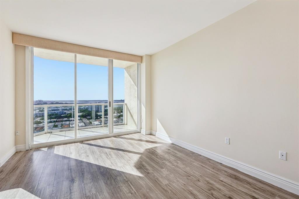 7330 Ocean Ter #LPH-C Miami Beach, FL 33141