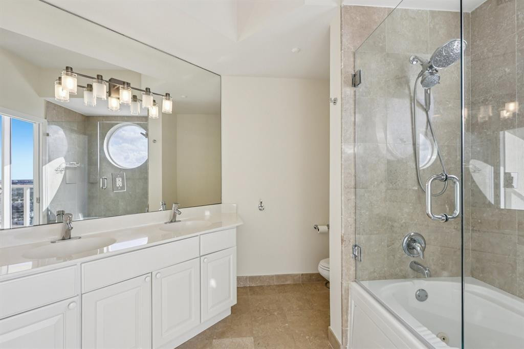 7330 Ocean Ter #LPH-C Miami Beach, FL 33141