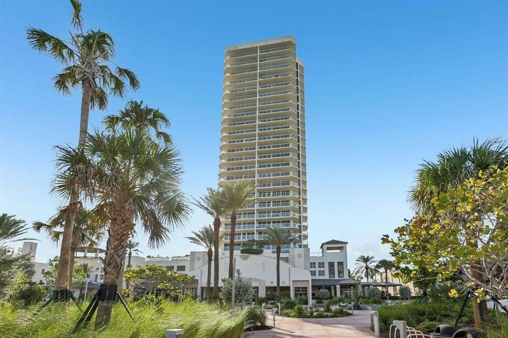 7330 Ocean Ter #LPH-C Miami Beach, FL 33141