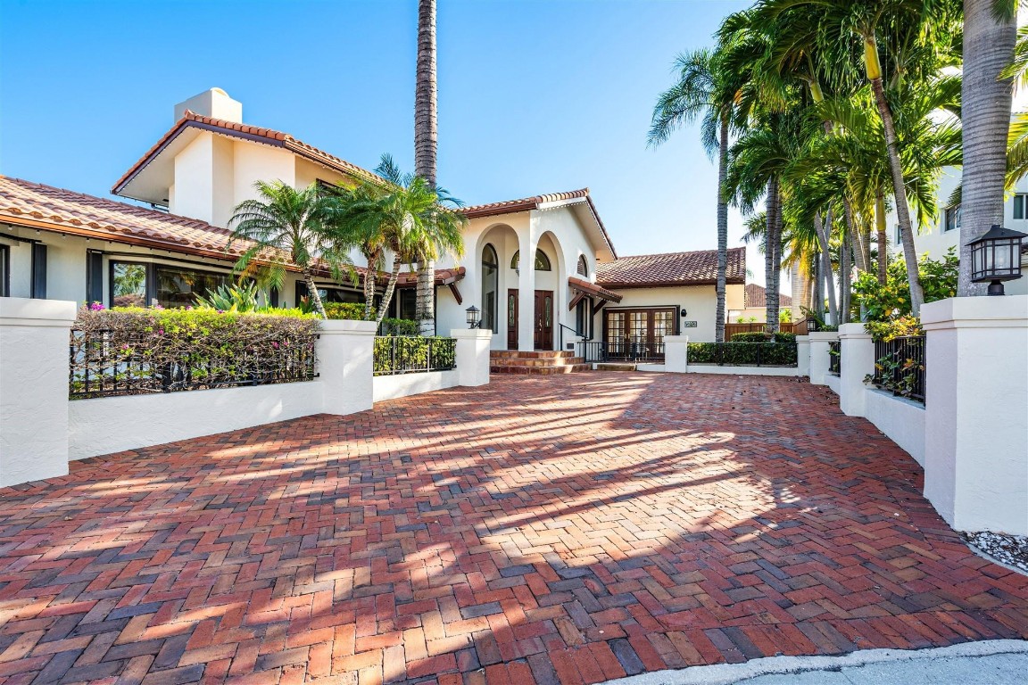 640 3rd Key Fort Lauderdale, FL 33304