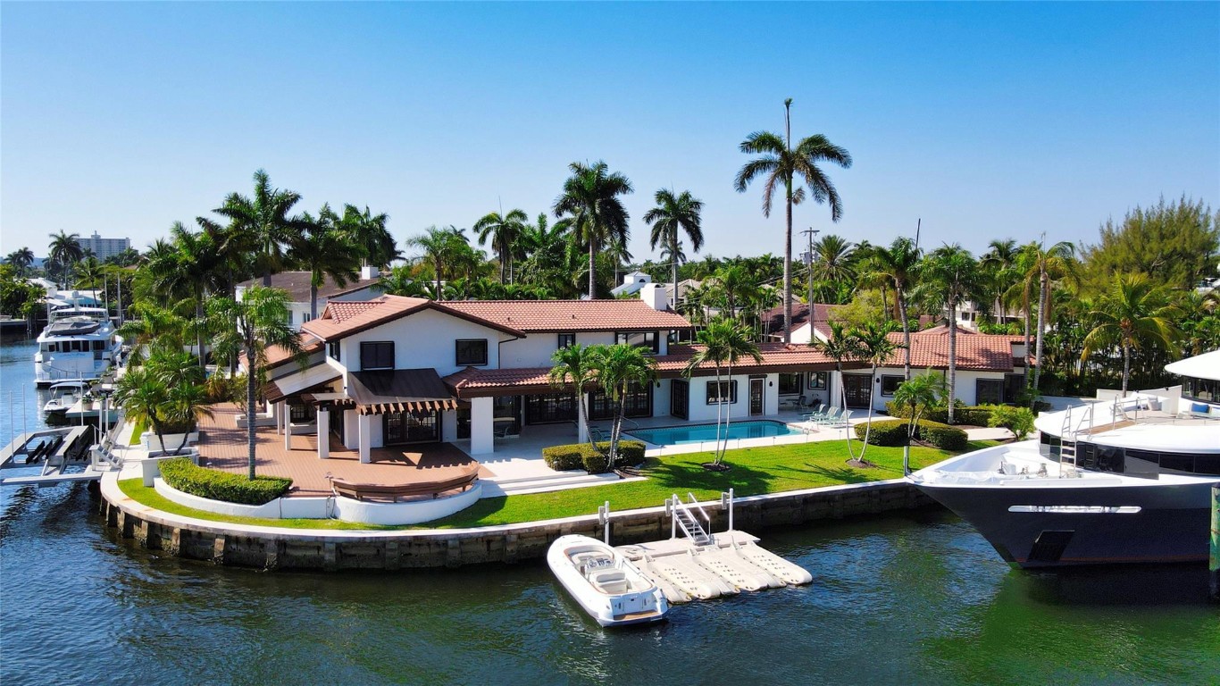 640 3rd Key Fort Lauderdale, FL 33304