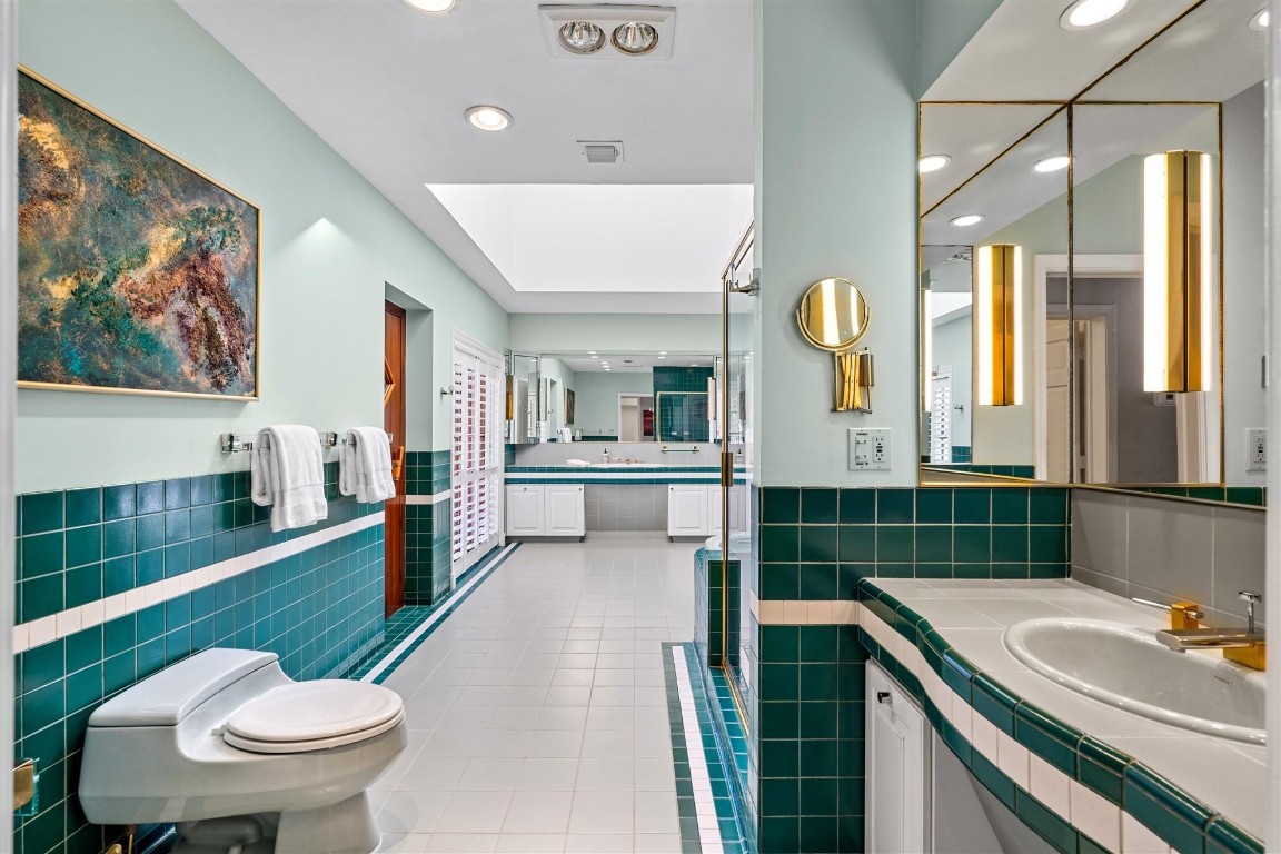 640 3rd Key Fort Lauderdale, FL 33304