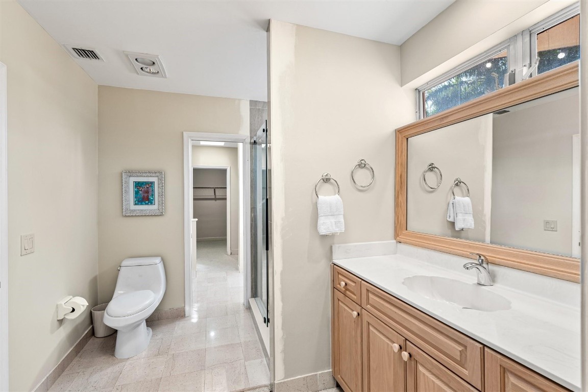 640 3rd Key Fort Lauderdale, FL 33304