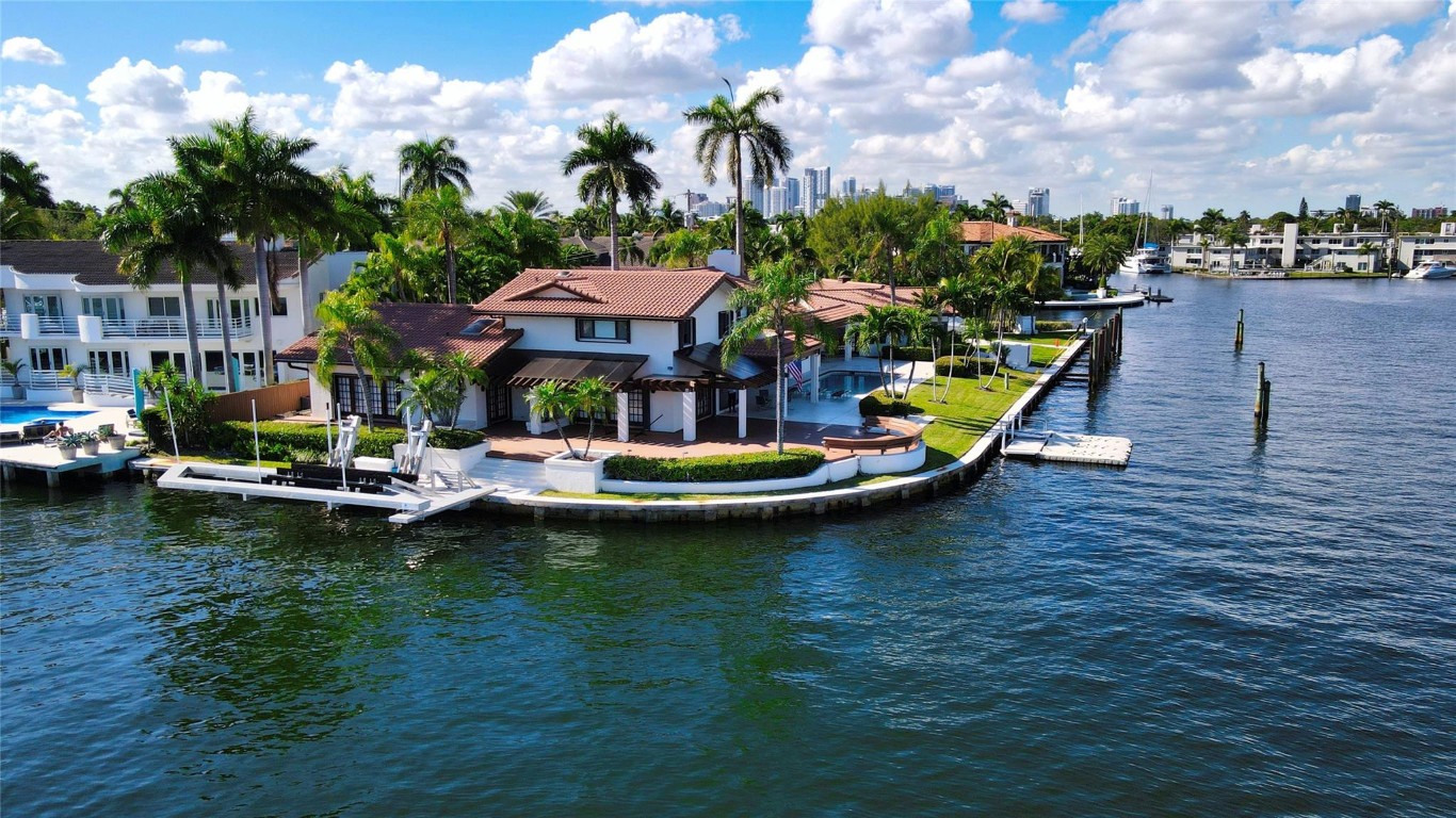 640 3rd Key Fort Lauderdale, FL 33304