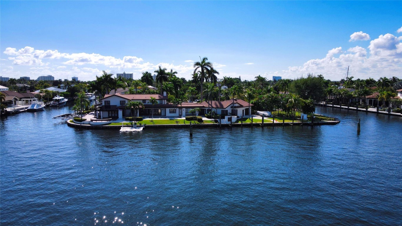 640 3rd Key Fort Lauderdale, FL 33304