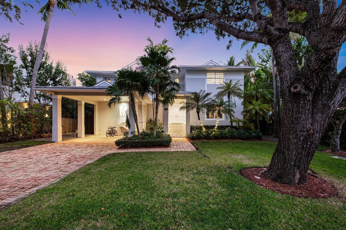 164 W Mashta Key Biscayne, FL 33149