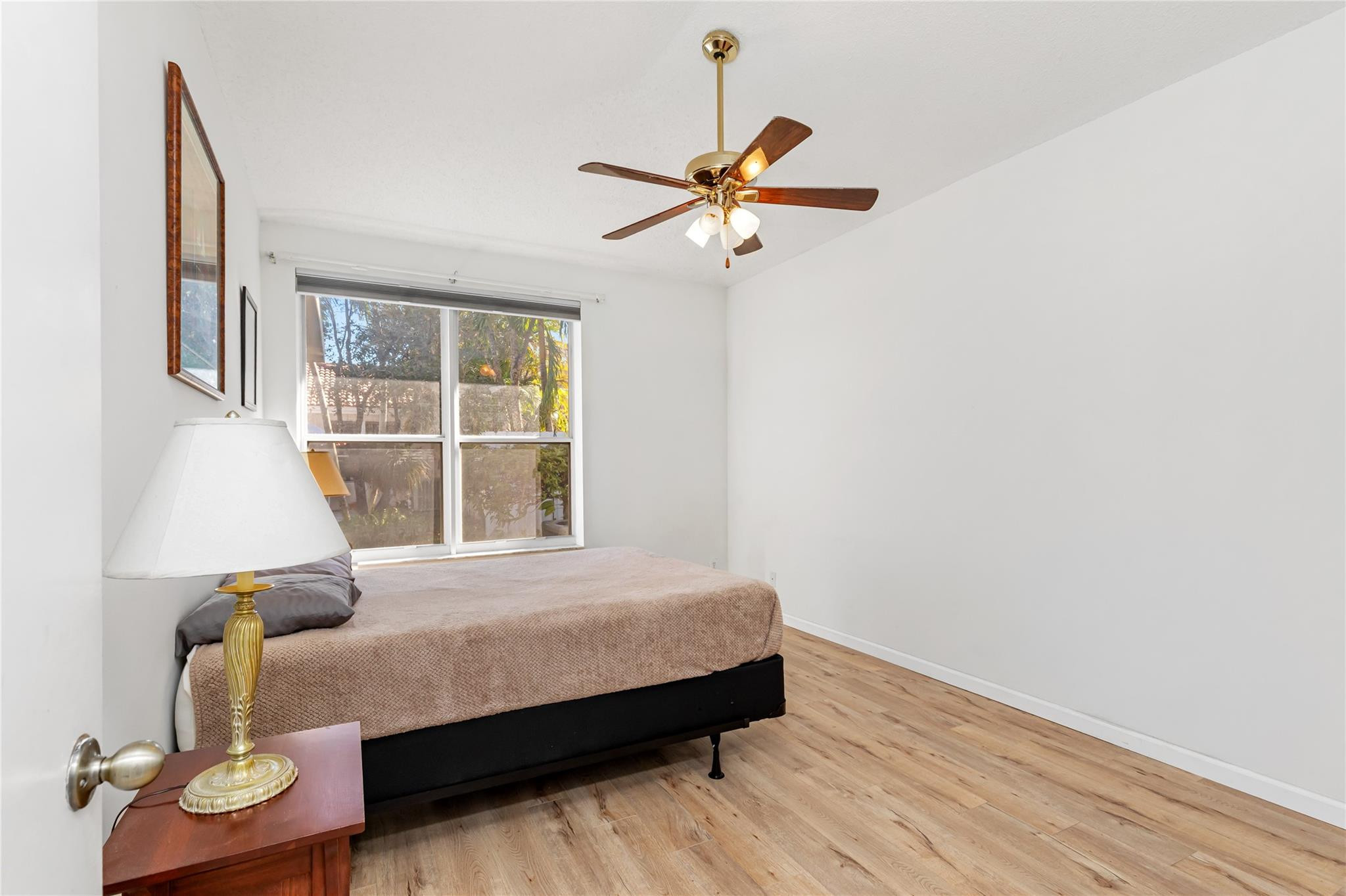 857 NW 133rd Pembroke Pines, FL 33028