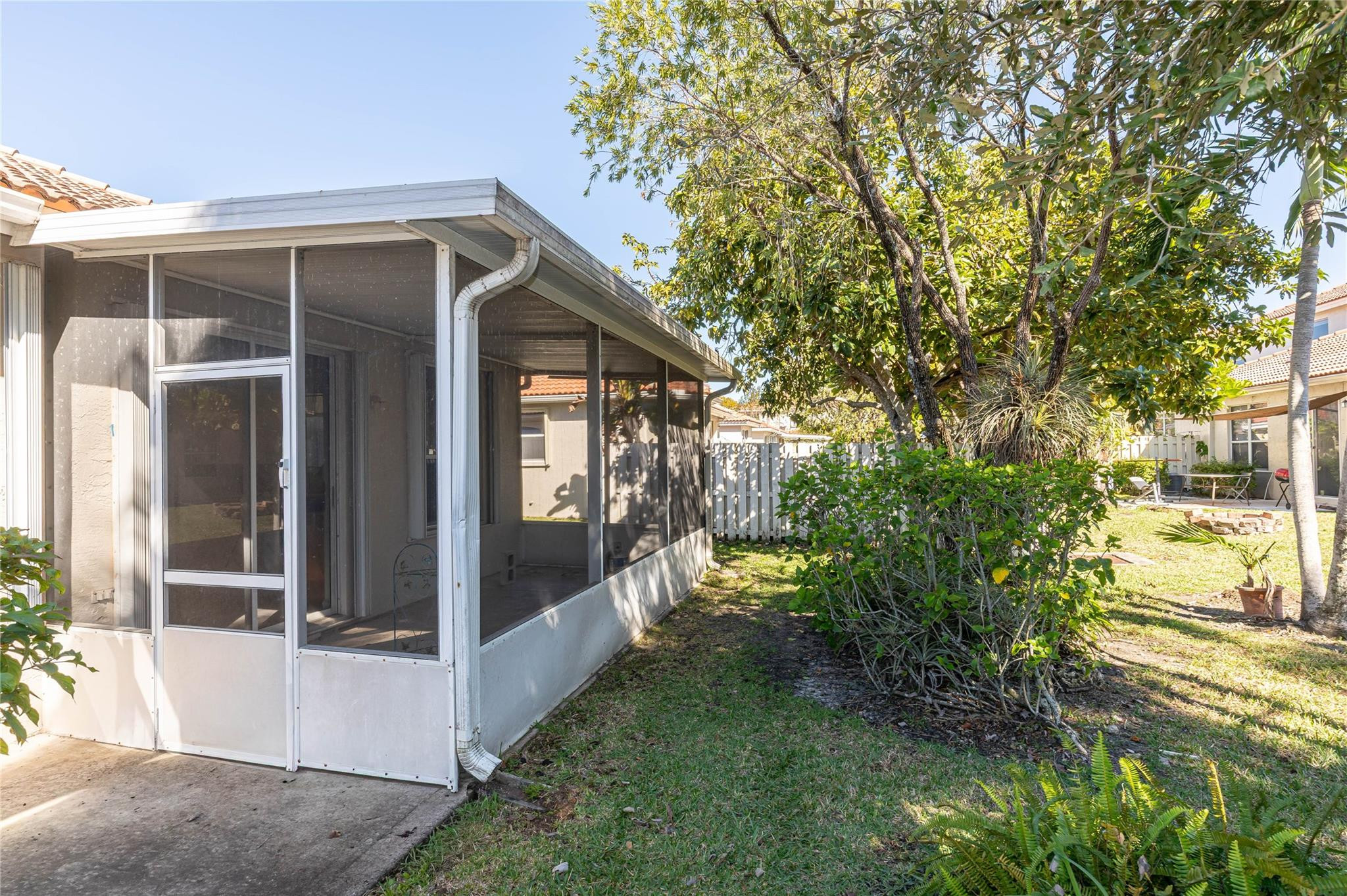 857 NW 133rd Pembroke Pines, FL 33028