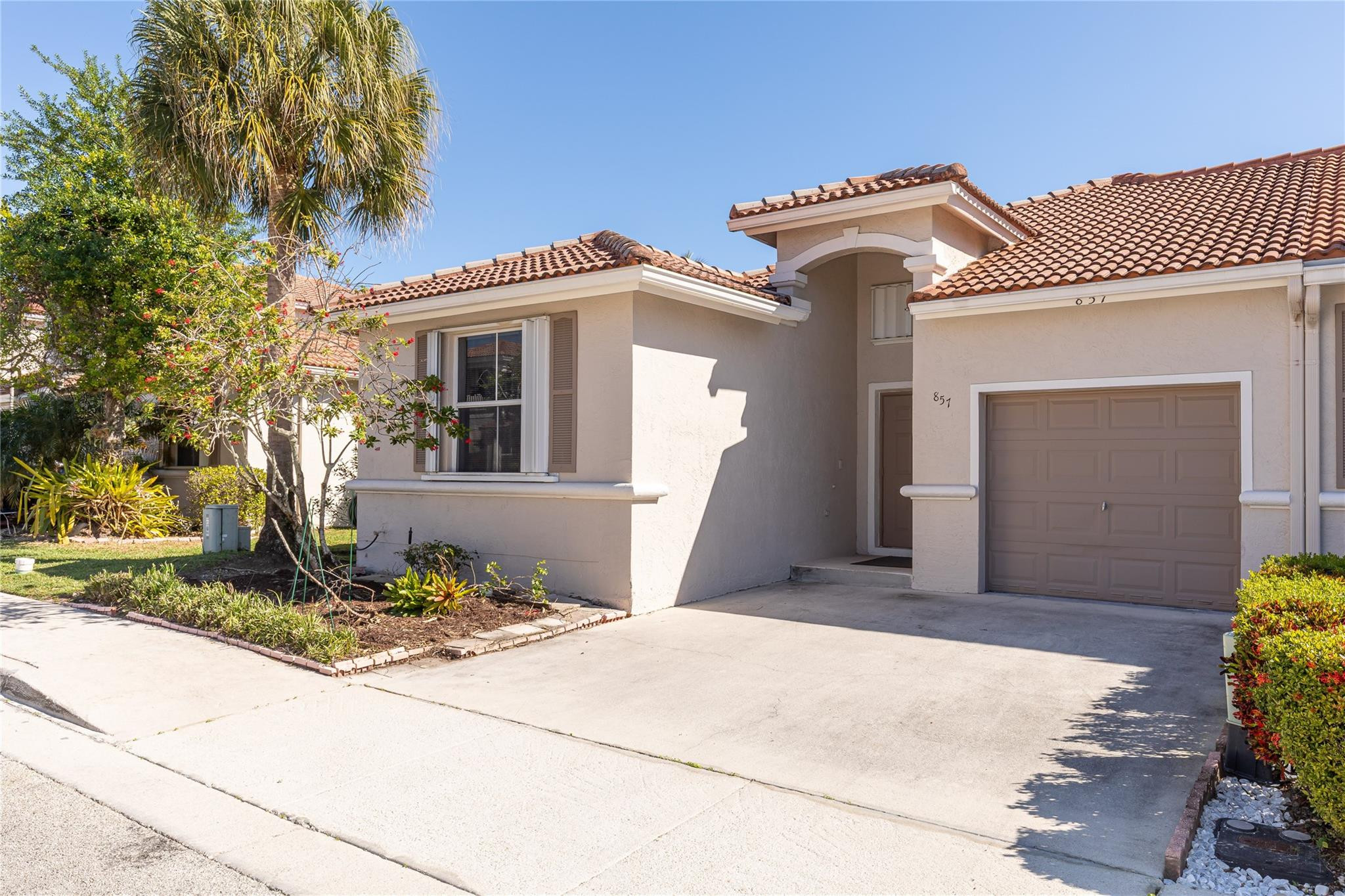 857 NW 133rd Pembroke Pines, FL 33028