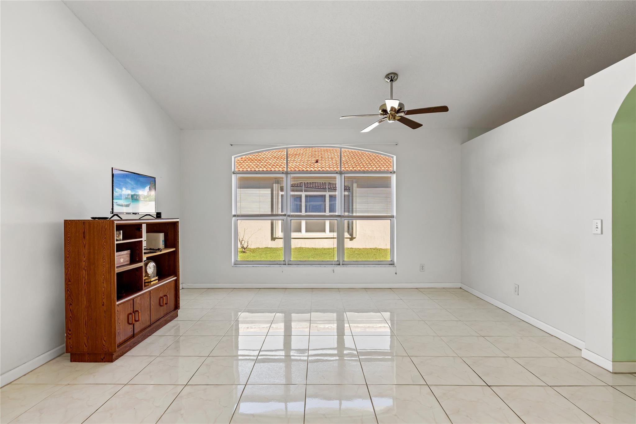 857 NW 133rd Pembroke Pines, FL 33028