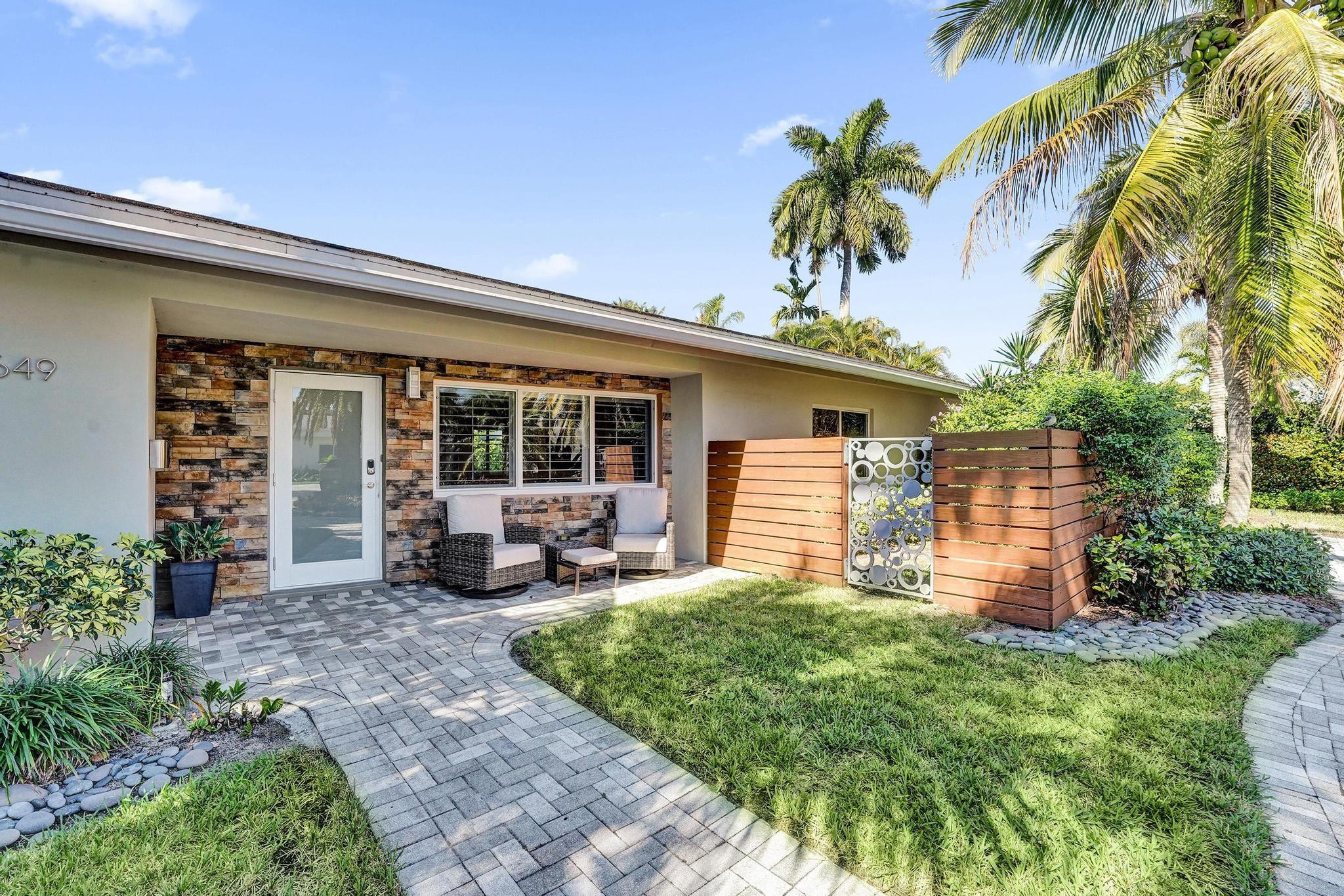 2649 NE 27th Fort Lauderdale, FL 33306