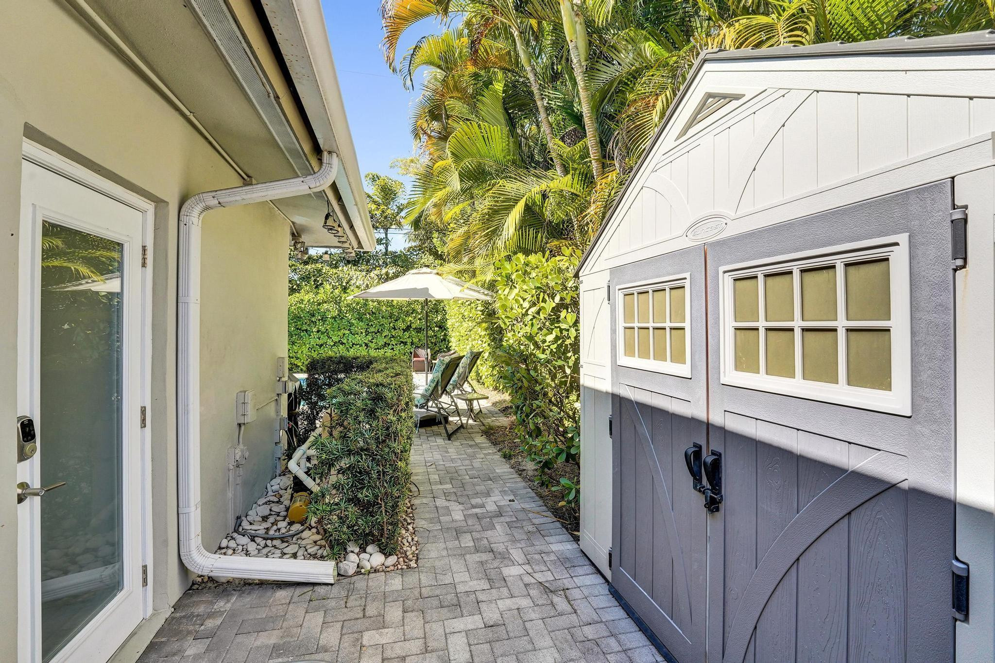 2649 NE 27th Fort Lauderdale, FL 33306