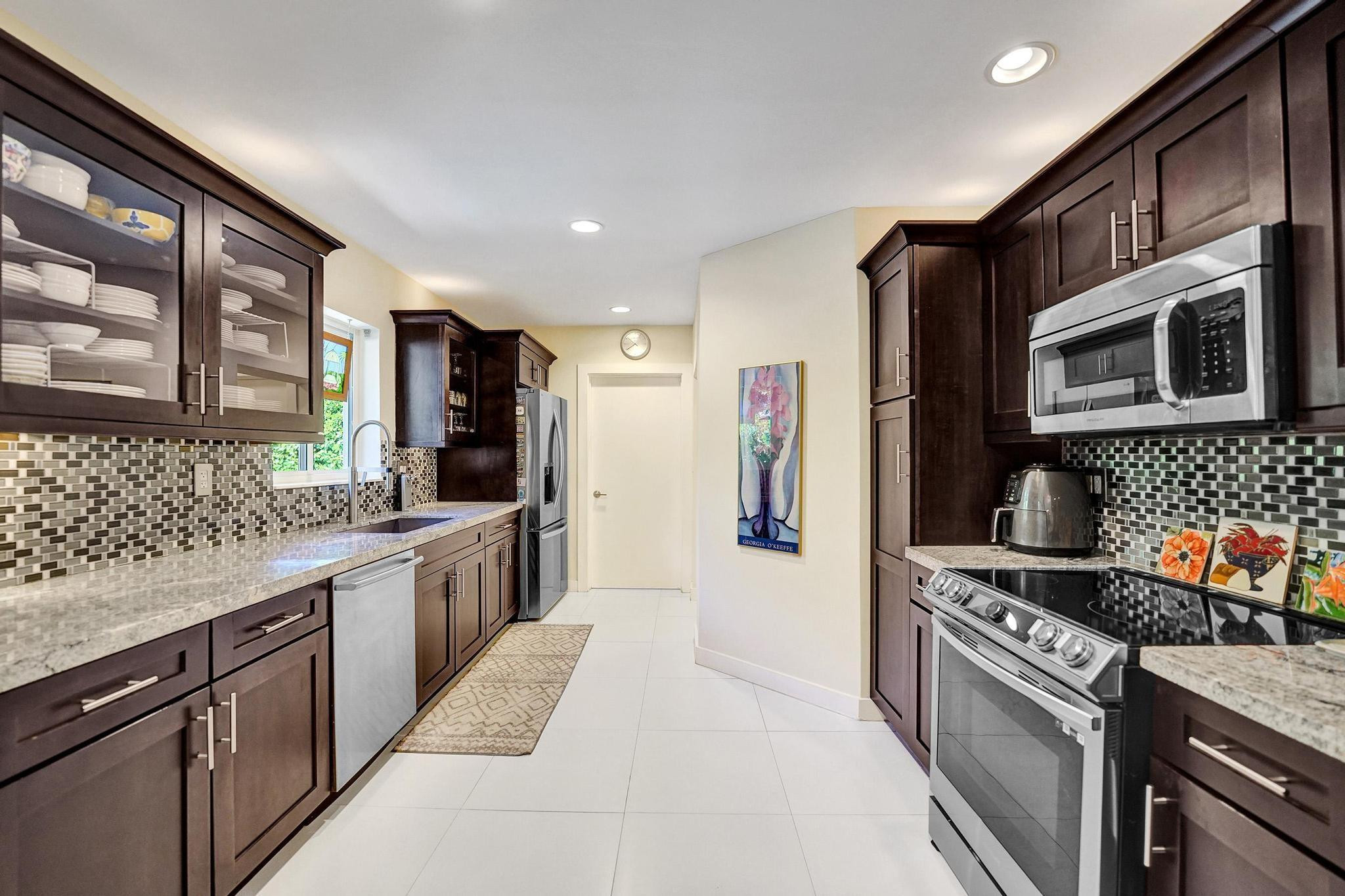 2649 NE 27th Fort Lauderdale, FL 33306