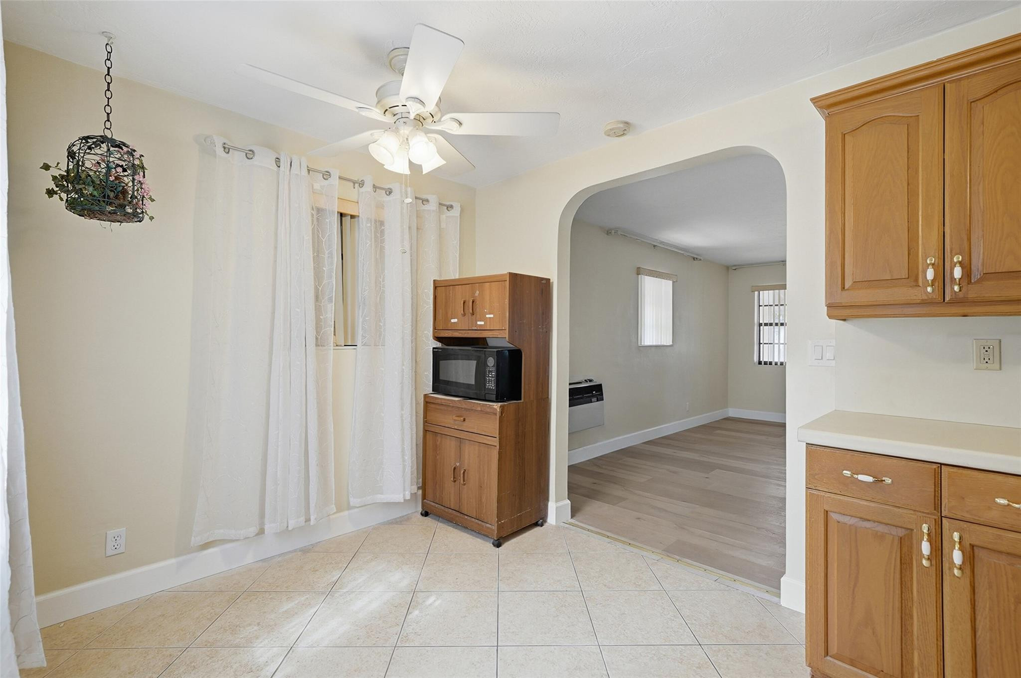 2126 Taft Hollywood, FL 33020