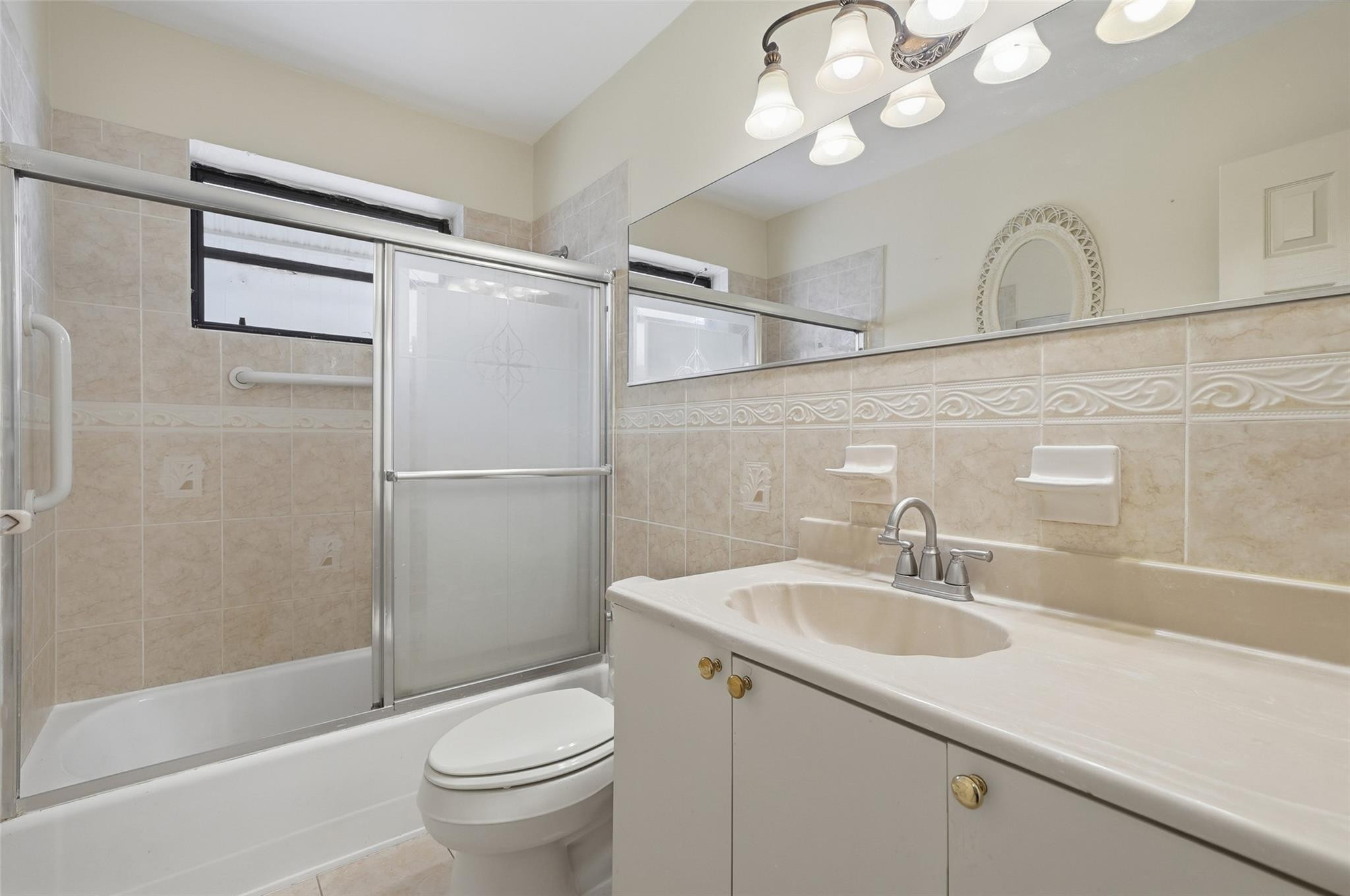 2126 Taft Hollywood, FL 33020