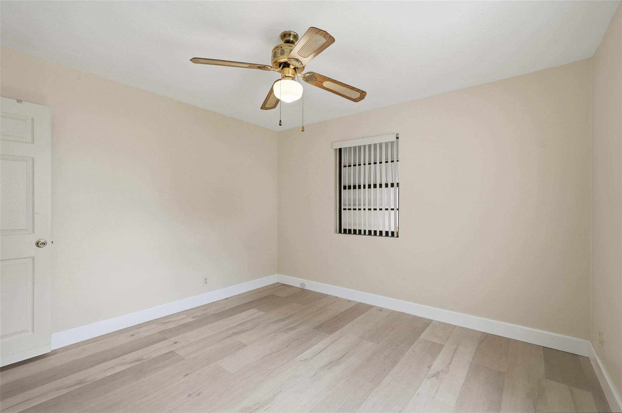 2126 Taft Hollywood, FL 33020