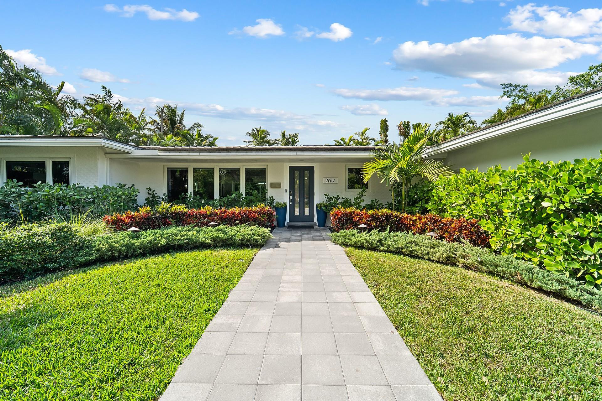 2617 Bayview Fort Lauderdale, FL 33306