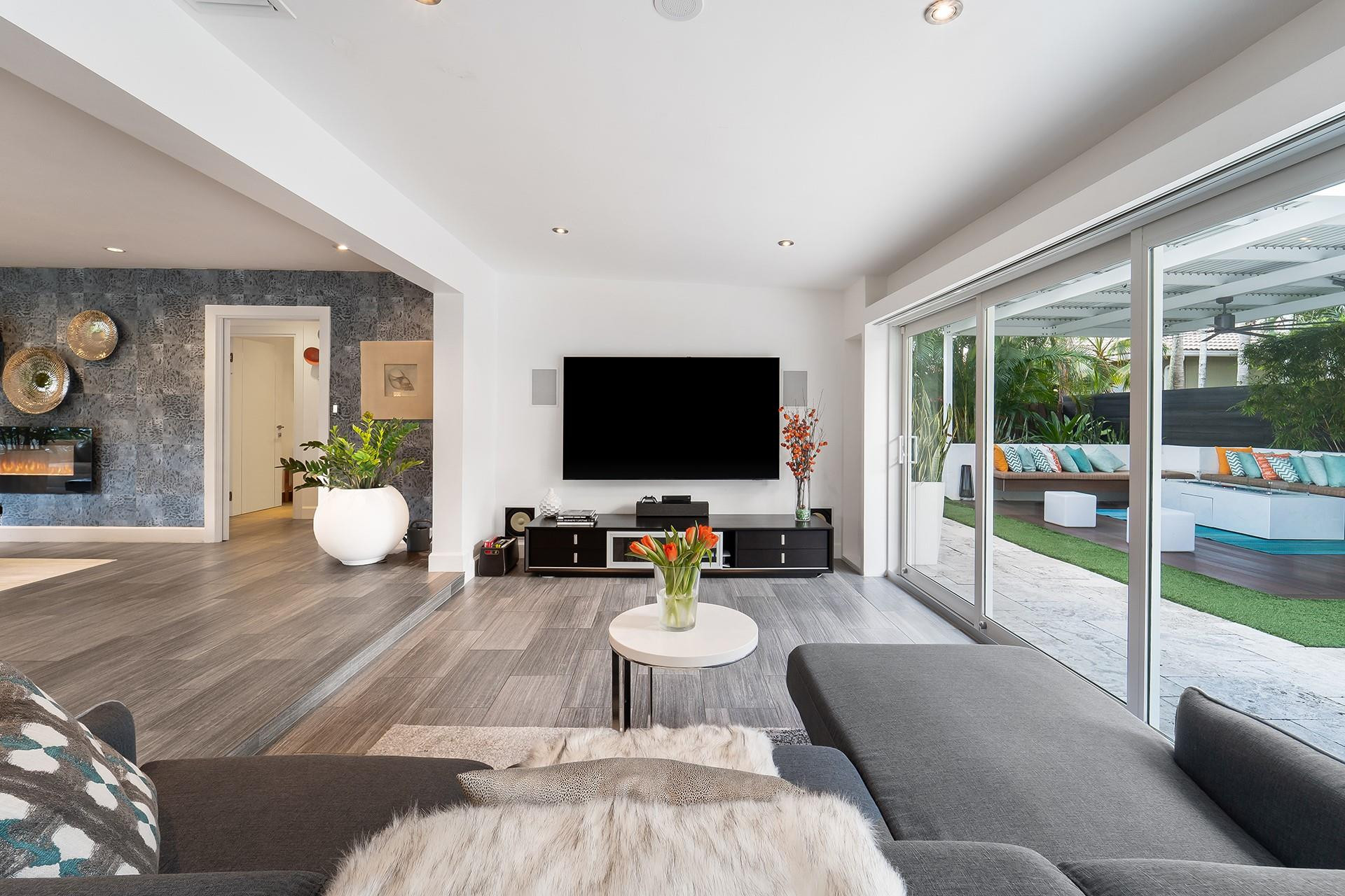 2617 Bayview Fort Lauderdale, FL 33306