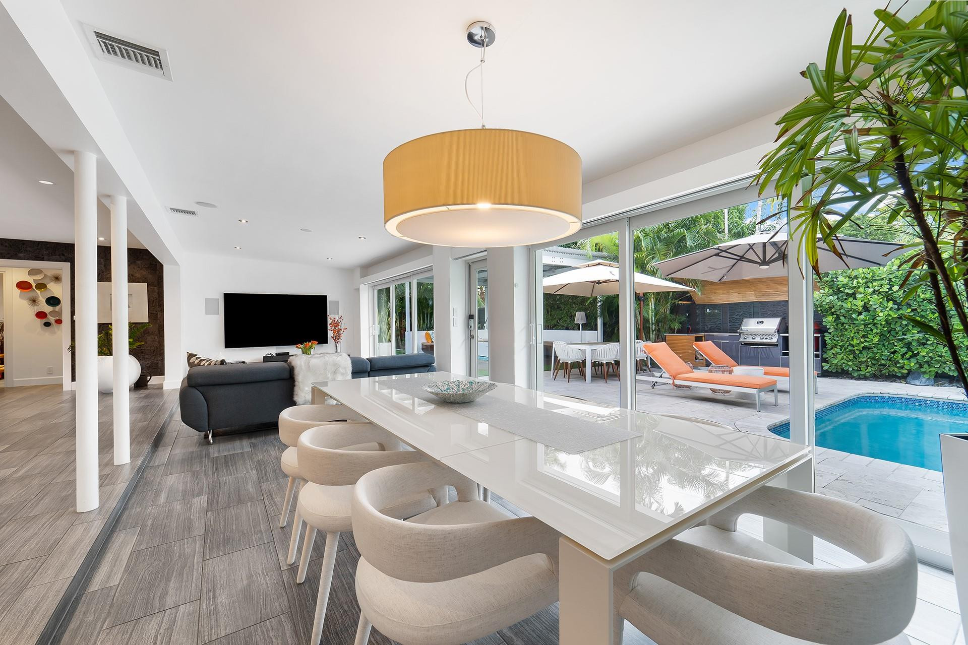 2617 Bayview Fort Lauderdale, FL 33306