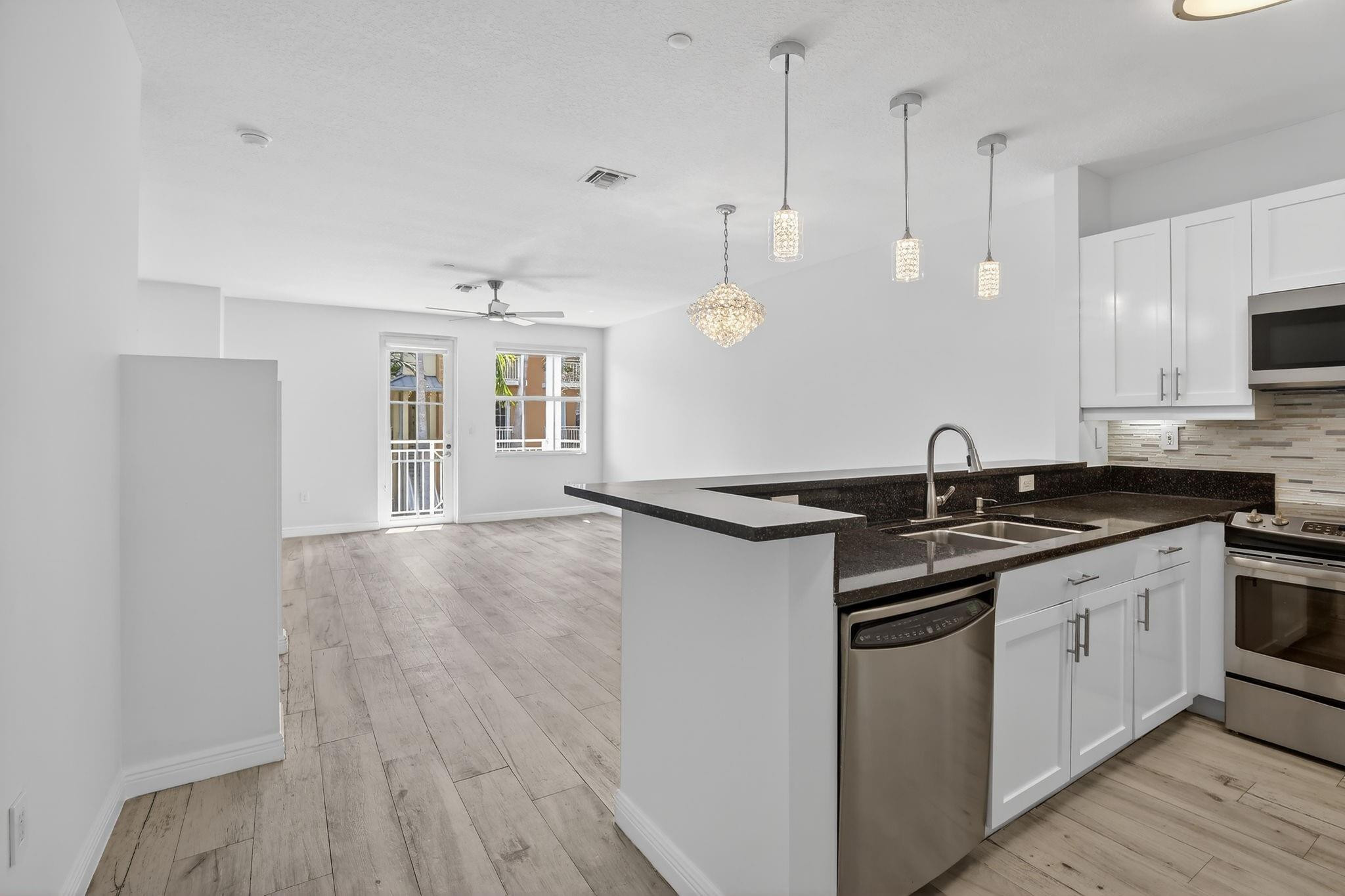 1301 SW 4th #1301 Fort Lauderdale, FL 33312