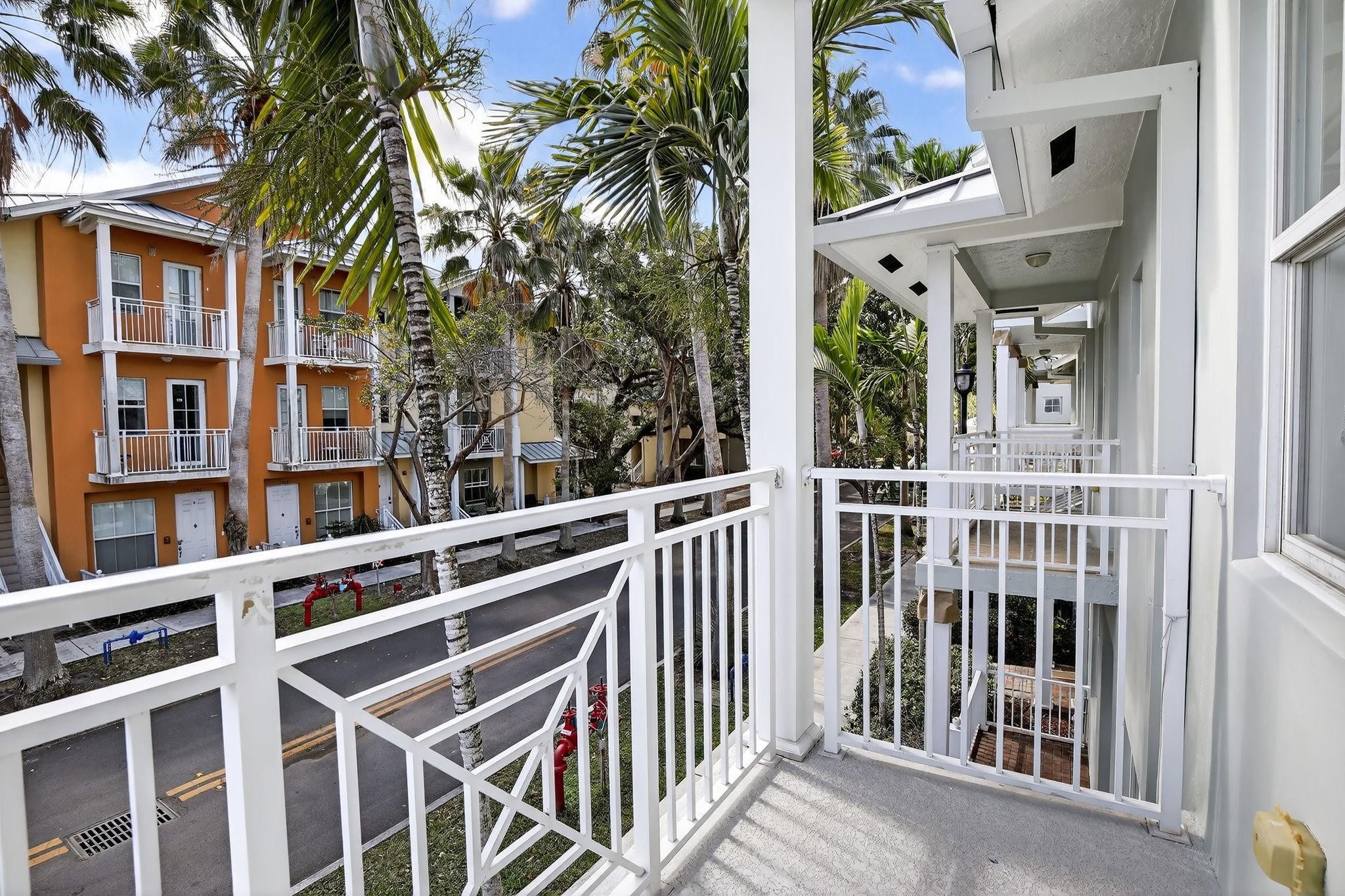 1301 SW 4th #1301 Fort Lauderdale, FL 33312