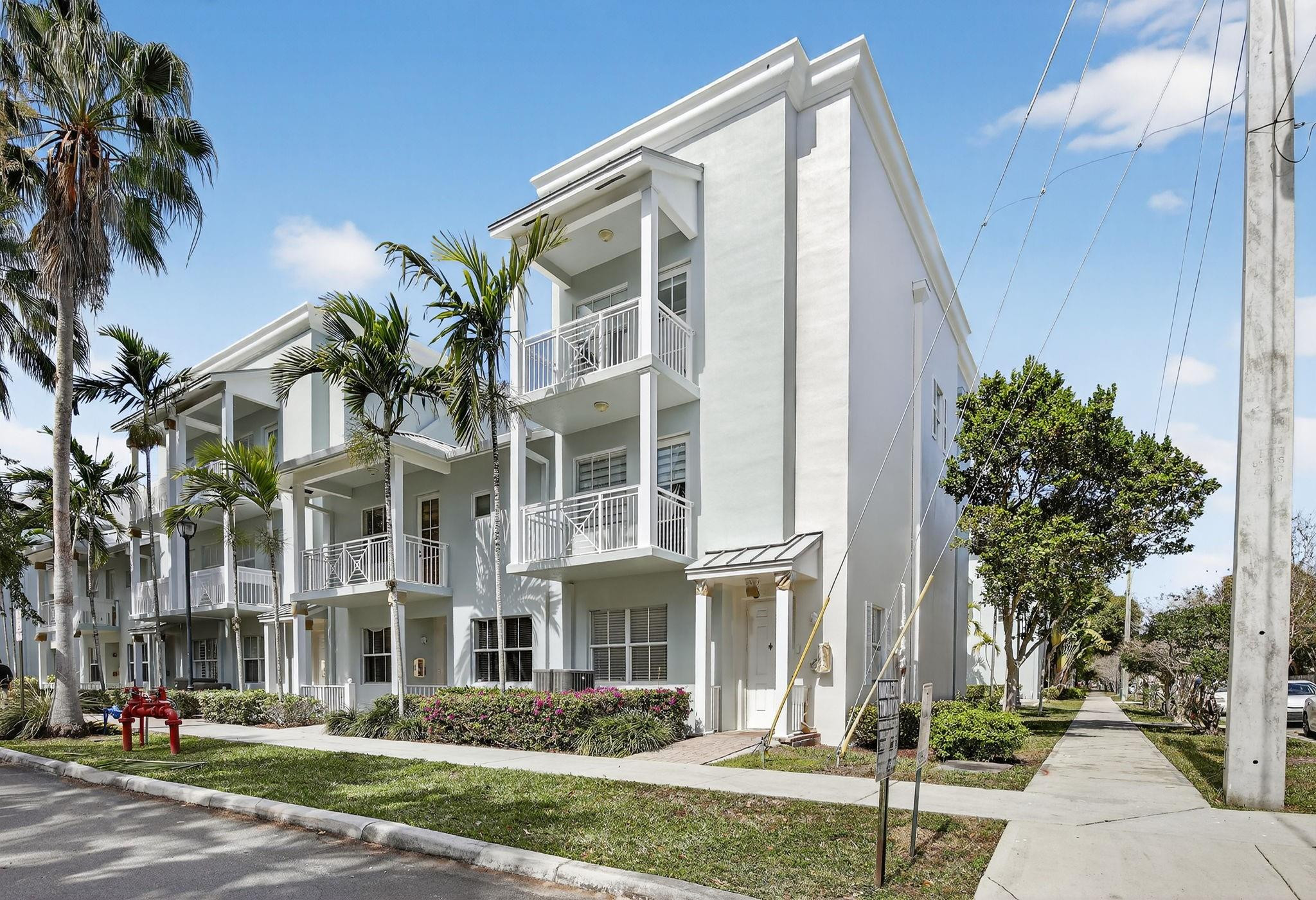 1301 SW 4th #1301 Fort Lauderdale, FL 33312