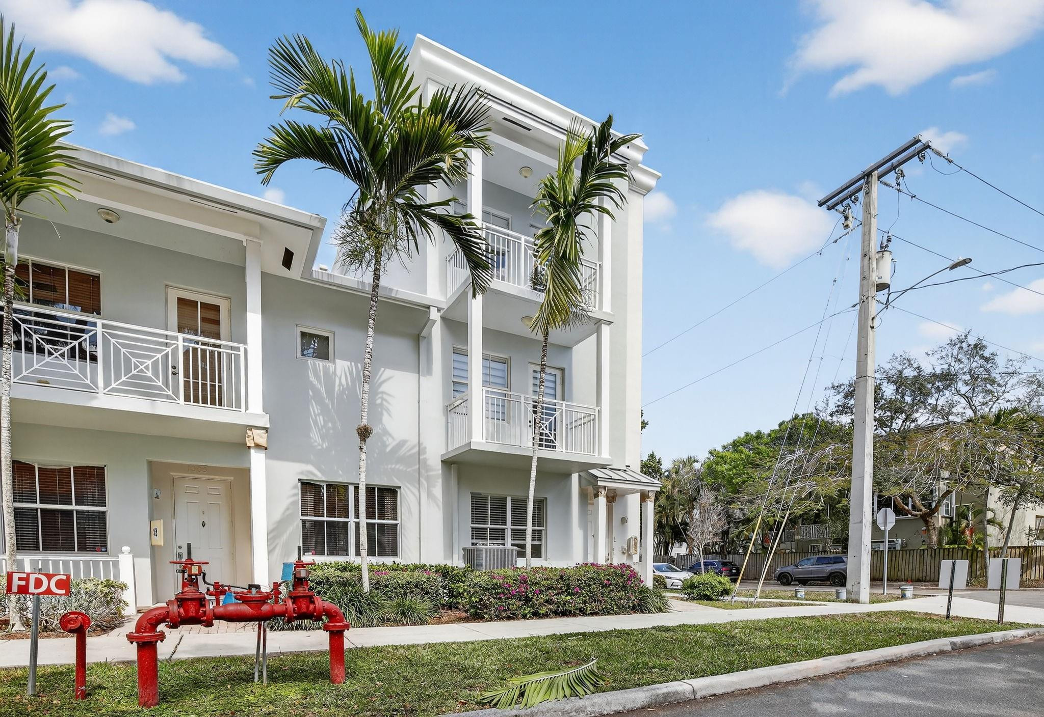 1301 SW 4th #1301 Fort Lauderdale, FL 33312