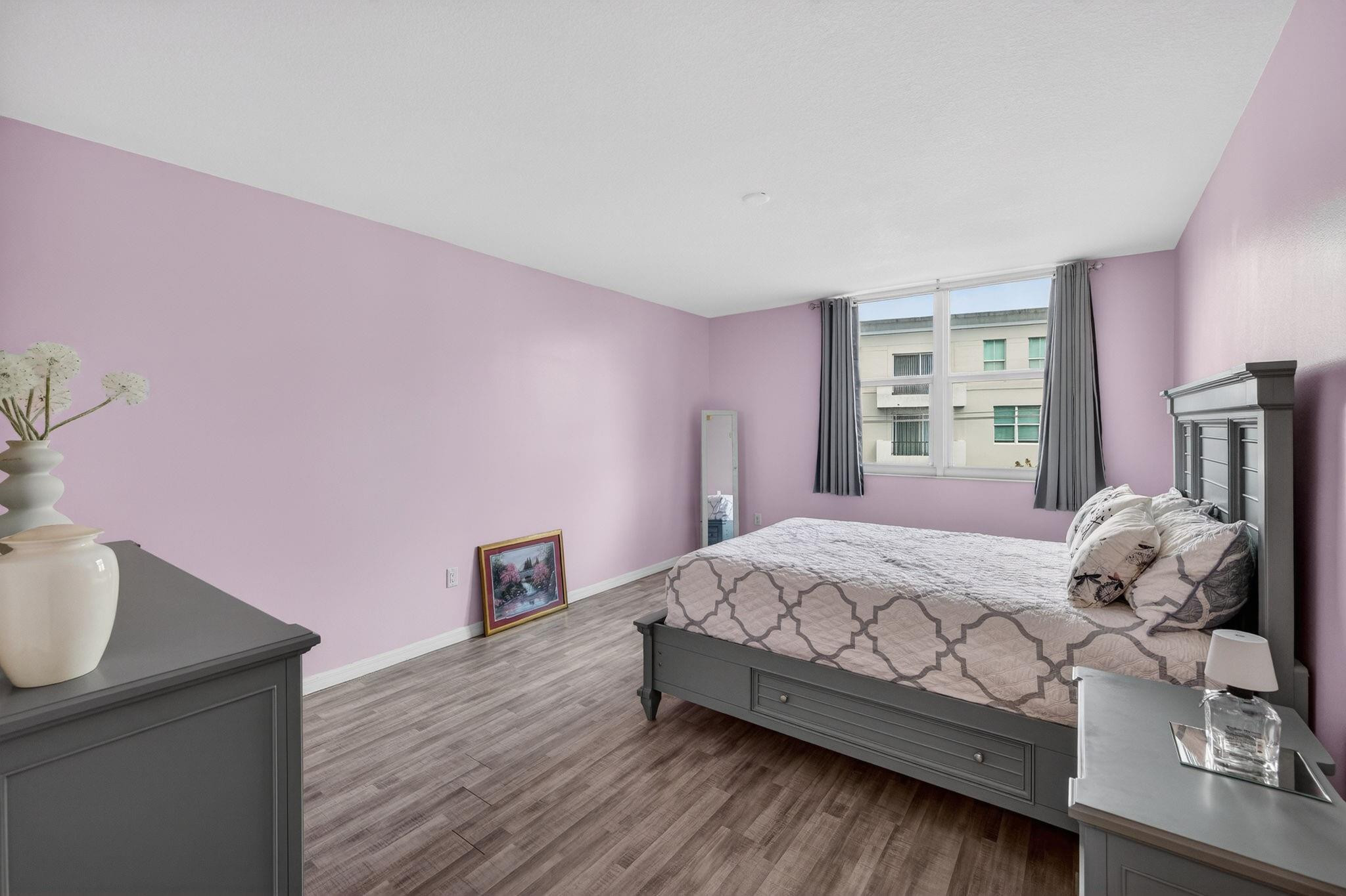 2421 NE 65th #415 Fort Lauderdale, FL 33308