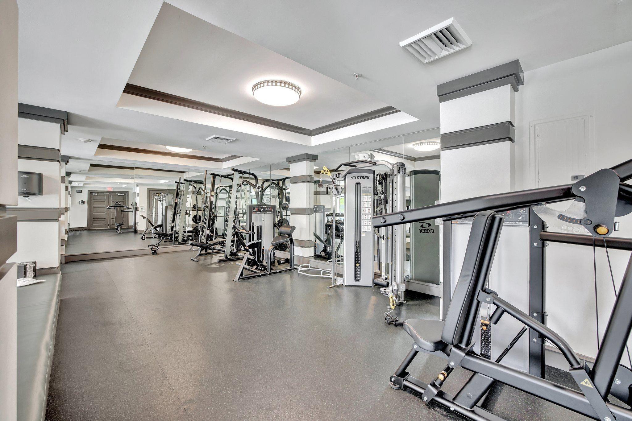 2421 NE 65th #415 Fort Lauderdale, FL 33308