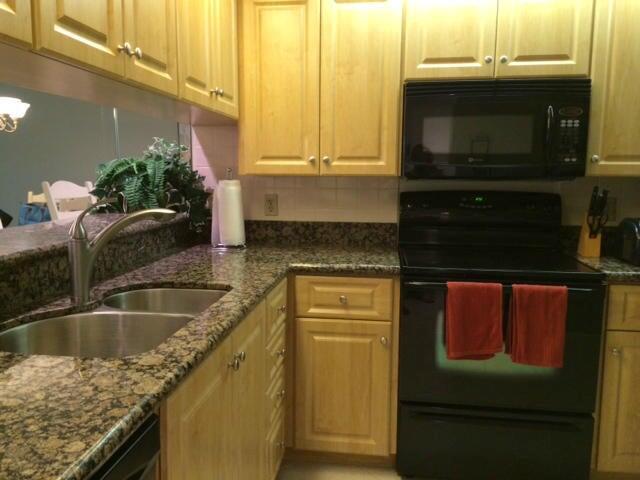 2461 Village Blvd #101