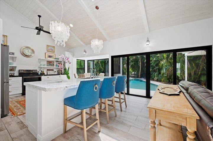 709 Irwin Ln Jupiter, FL 33458