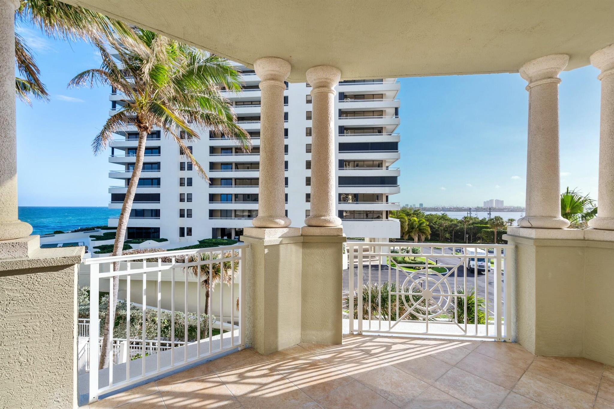 5310 N Ocean Dr #301 Riviera Beach, FL 33404