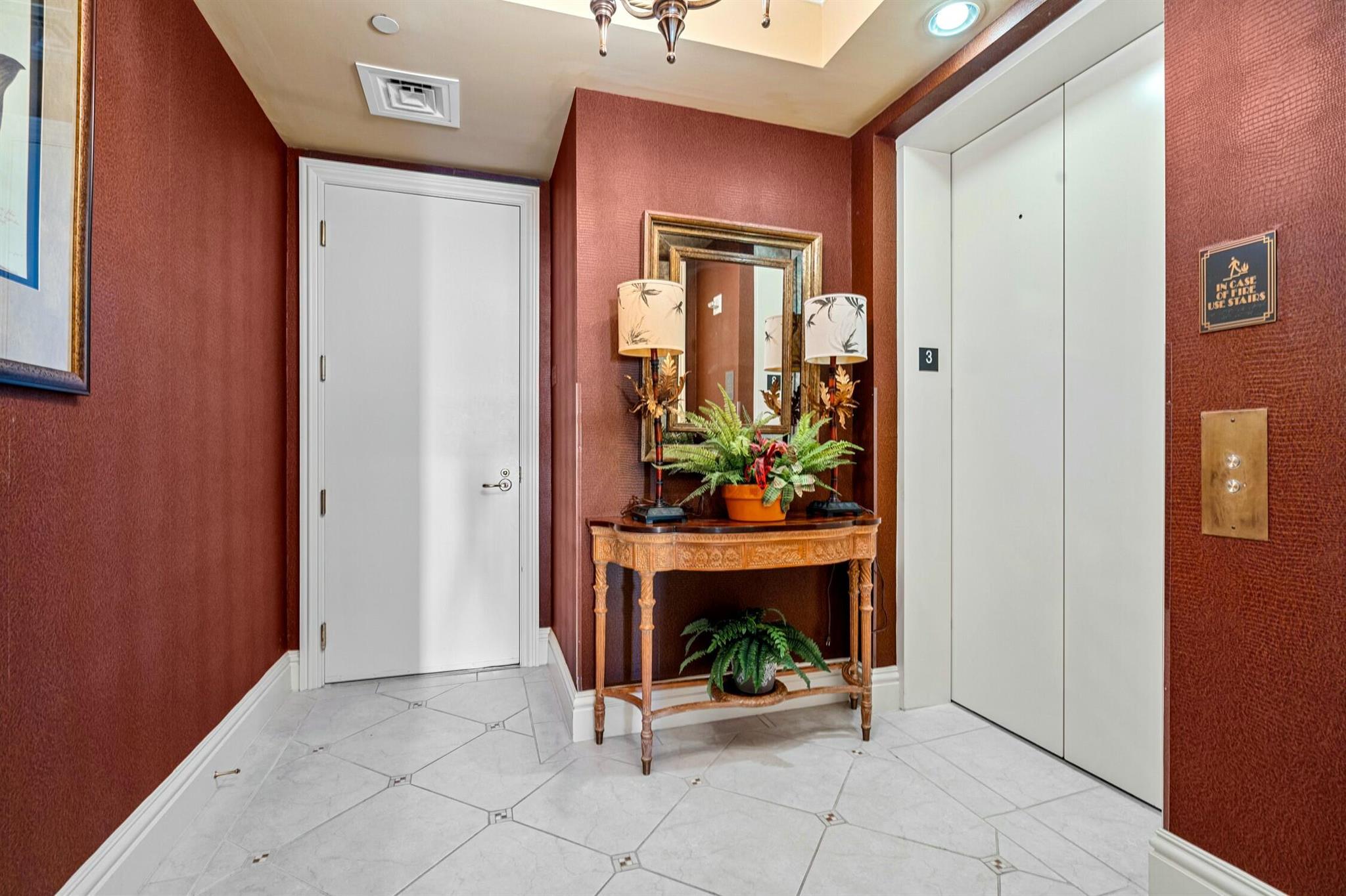 5310 N Ocean Dr #301 Riviera Beach, FL 33404