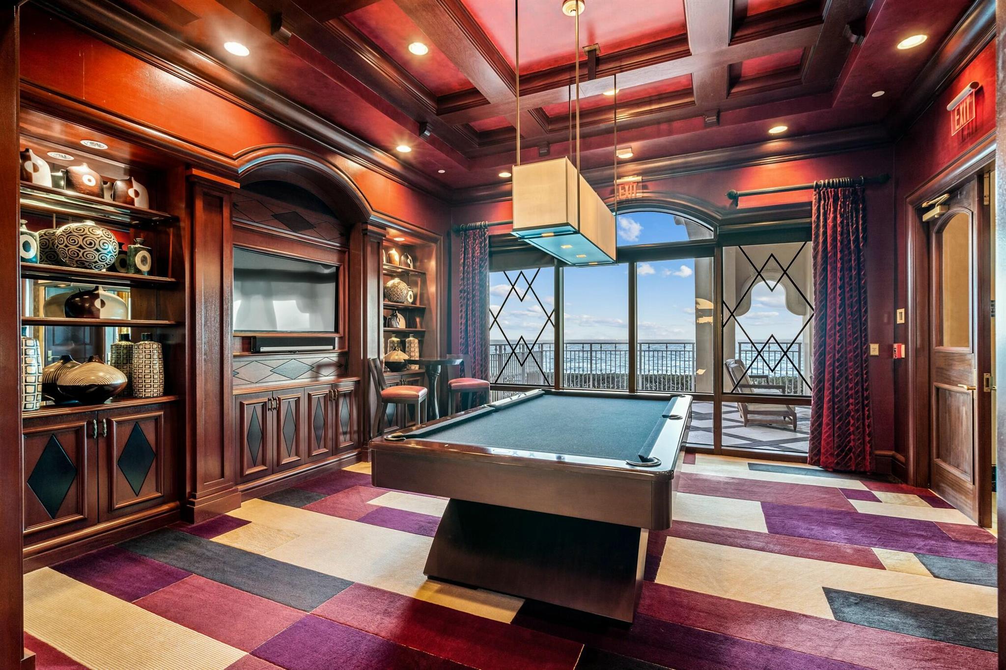 5310 N Ocean Dr #301 Riviera Beach, FL 33404