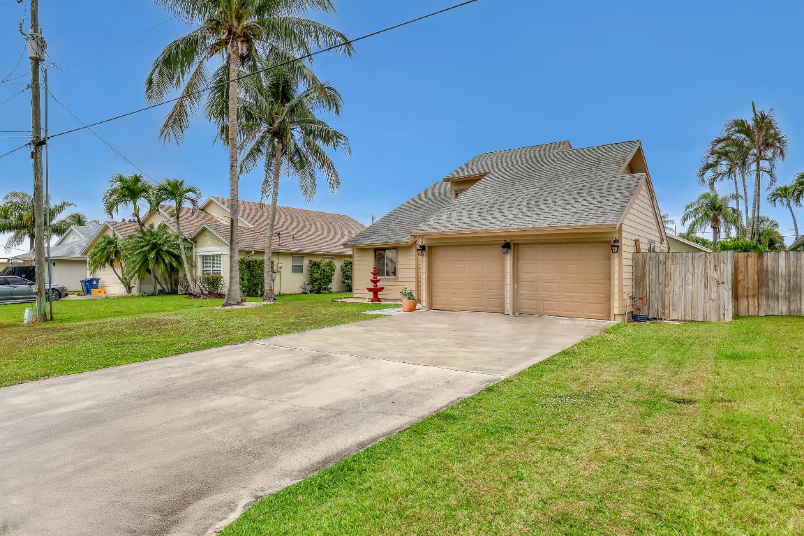 6119 Mullin St Jupiter, FL 33458