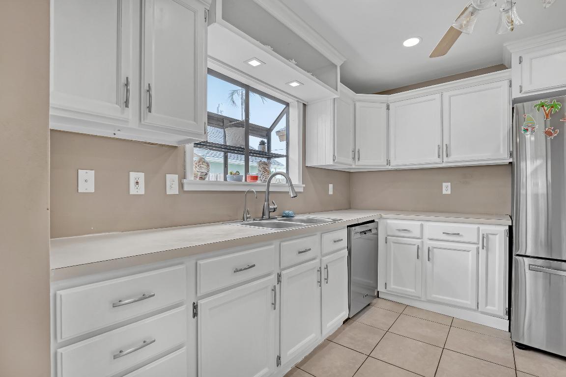 6119 Mullin St Jupiter, FL 33458