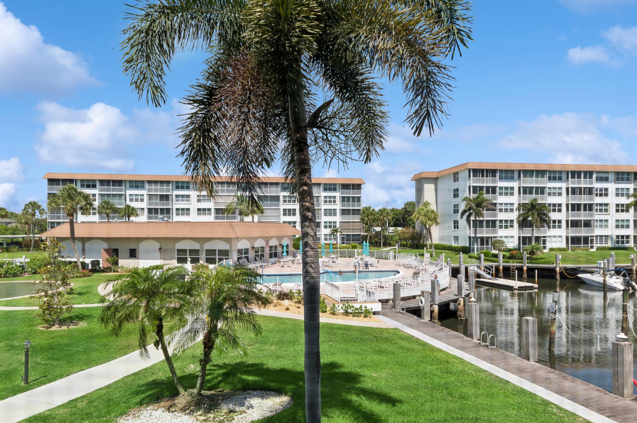 911 Gardenia Dr #252,Delray Beach, FL 33483