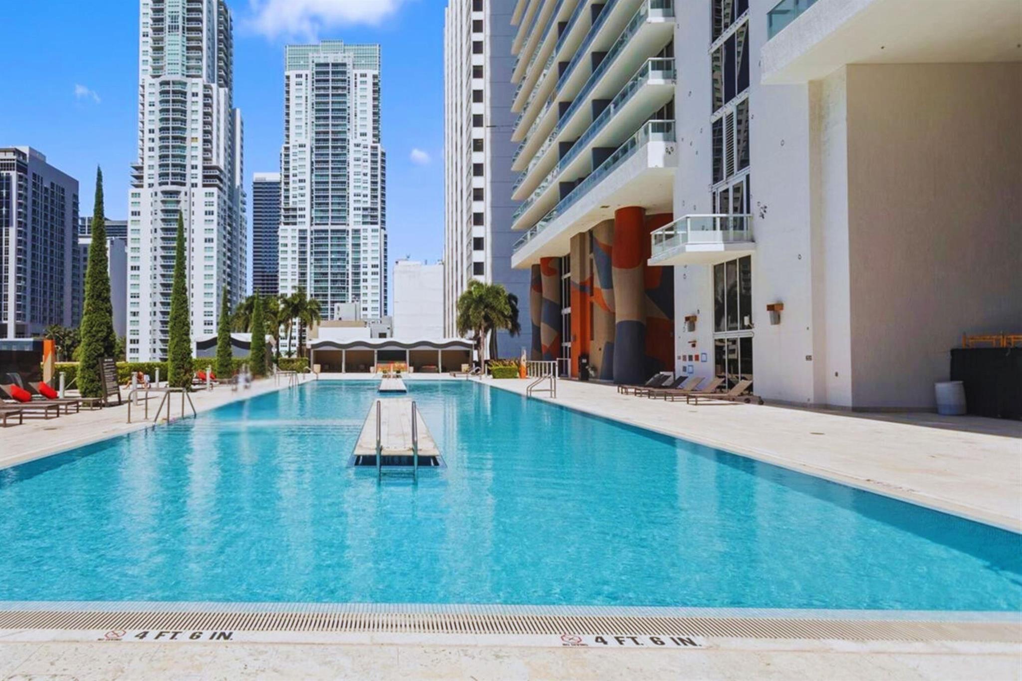 image 50 Biscayne Condo3