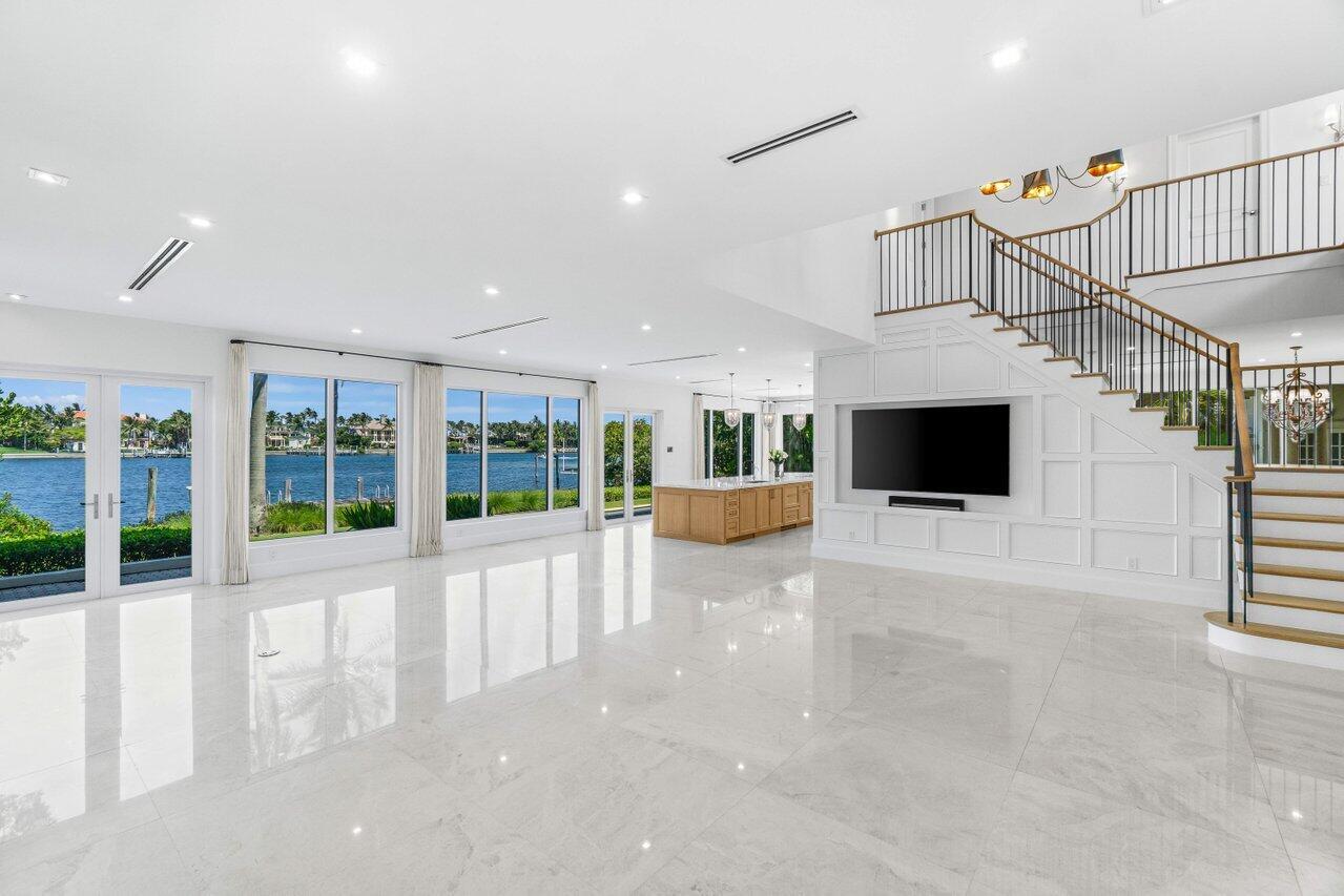 1690 Lands End Rd Manalapan, FL 33462