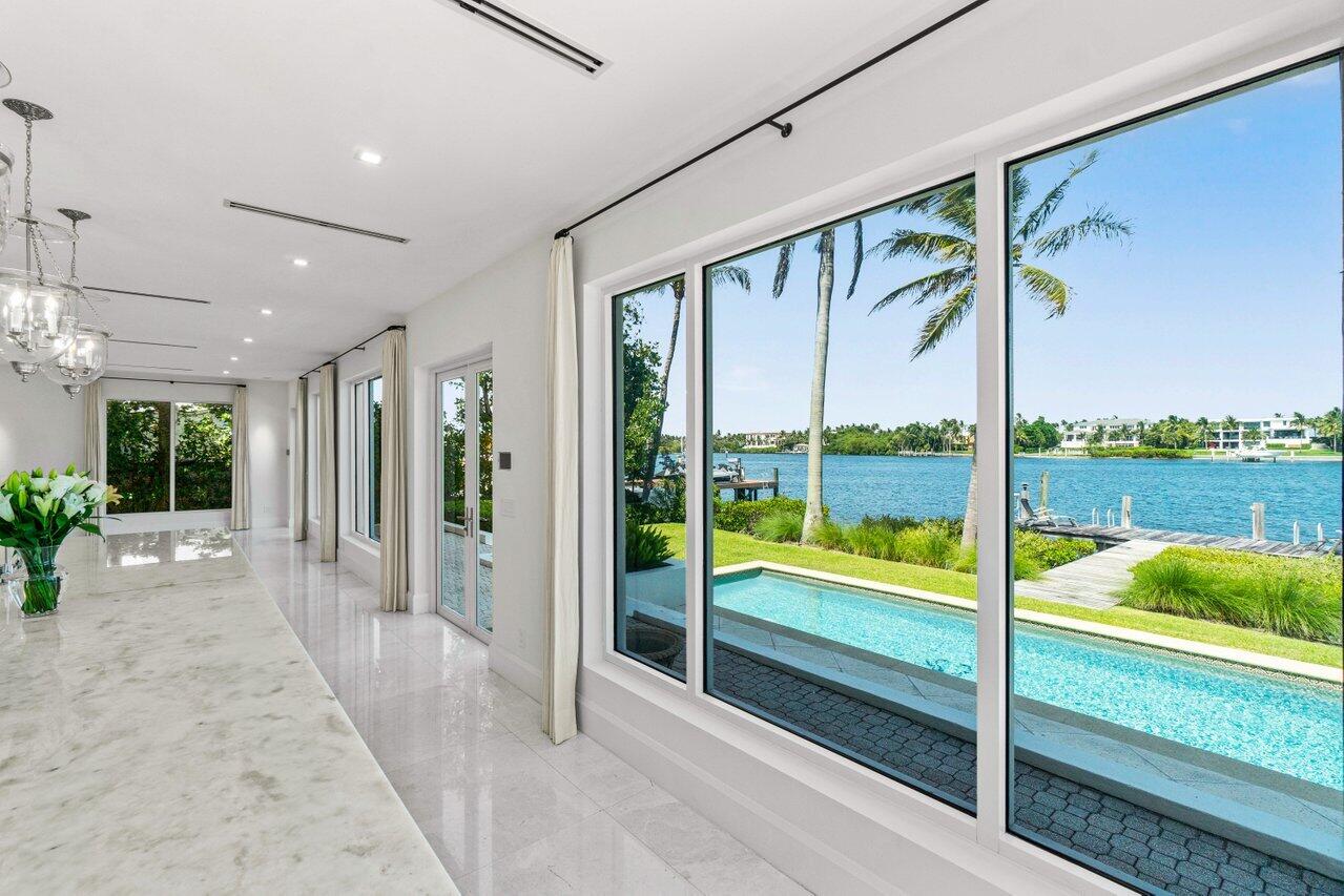 1690 Lands End Rd Manalapan, FL 33462